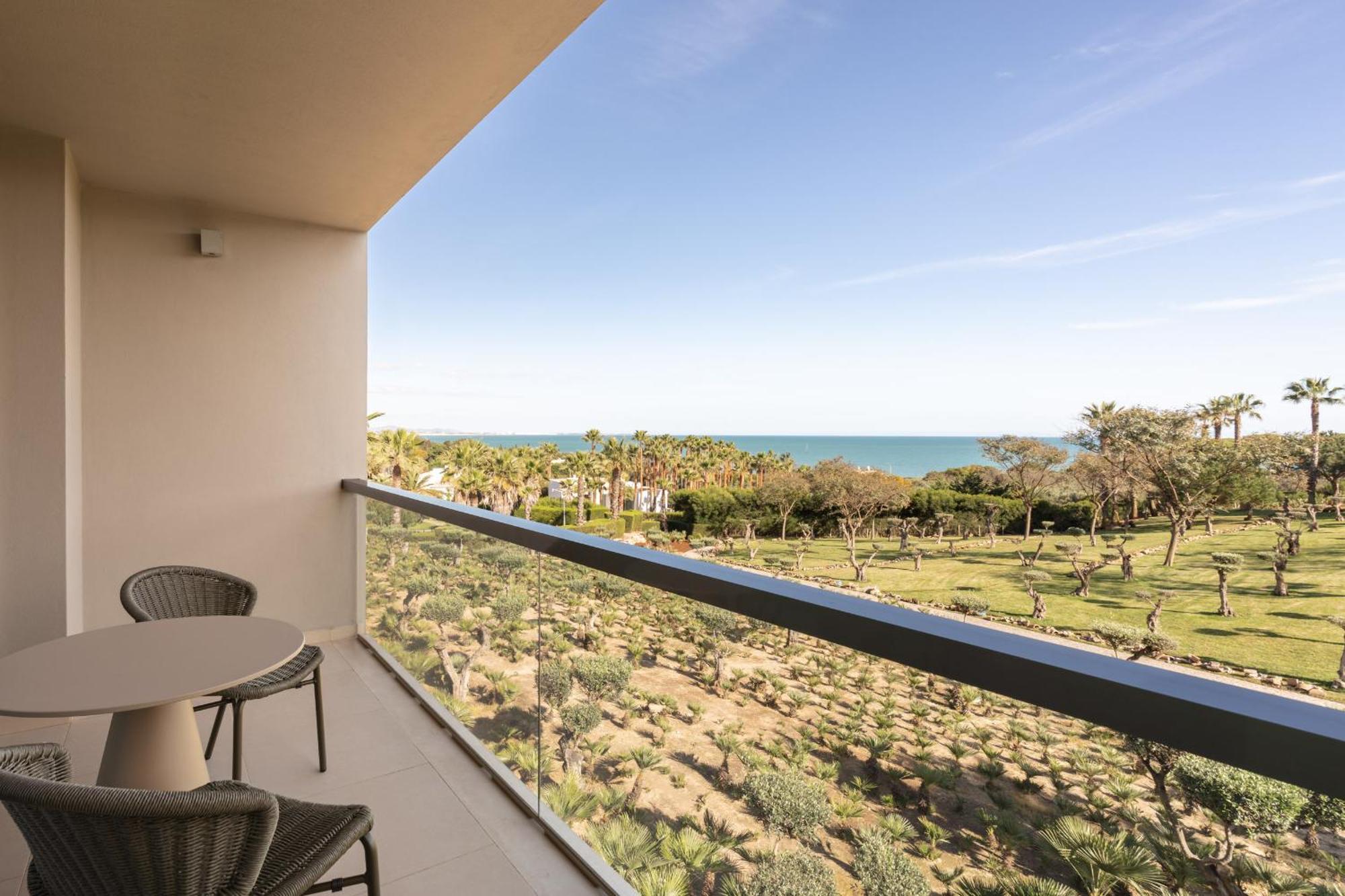 Premium King Room Sea View Balcony