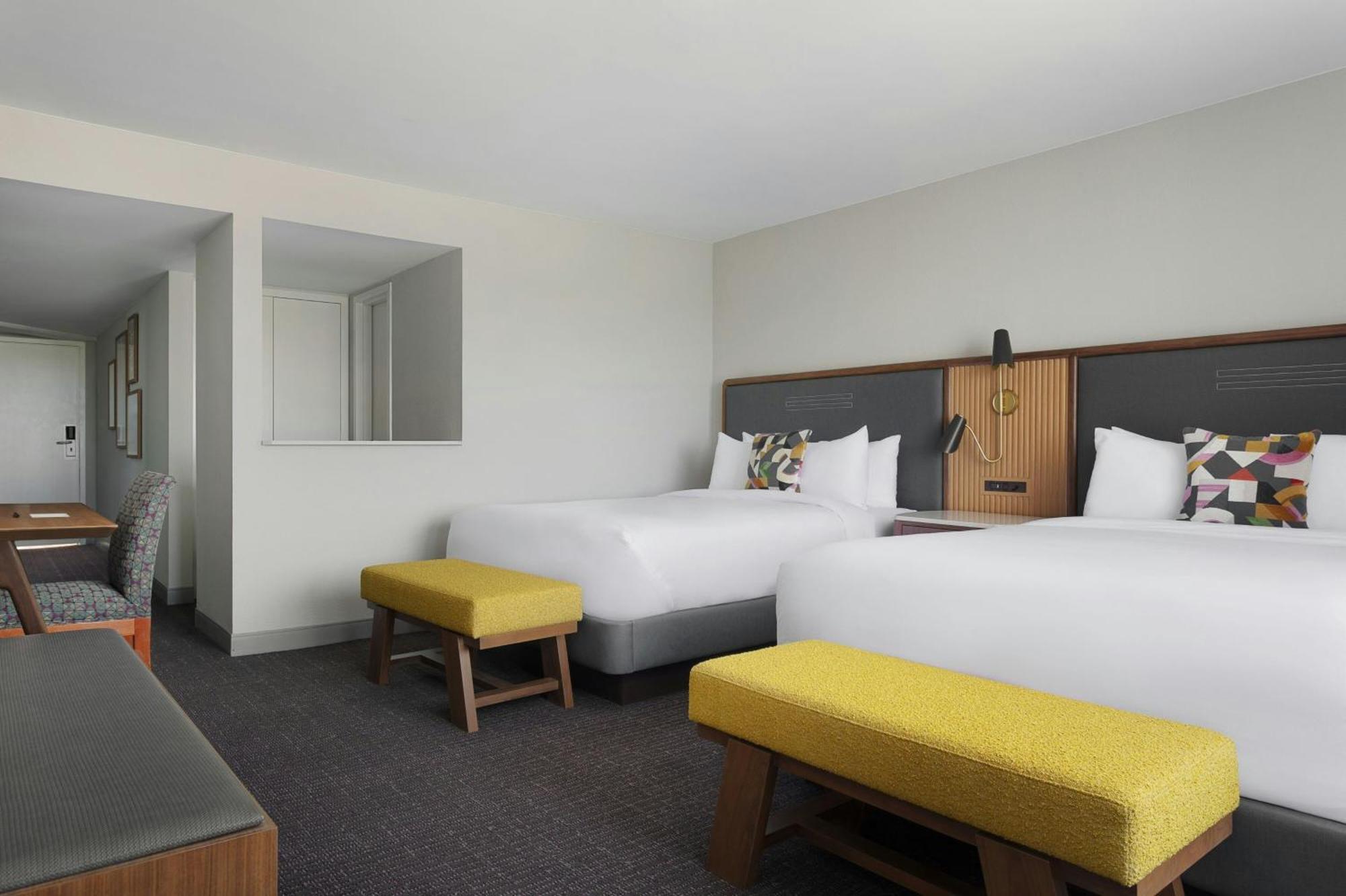 Premium Studio Two Queen Beds