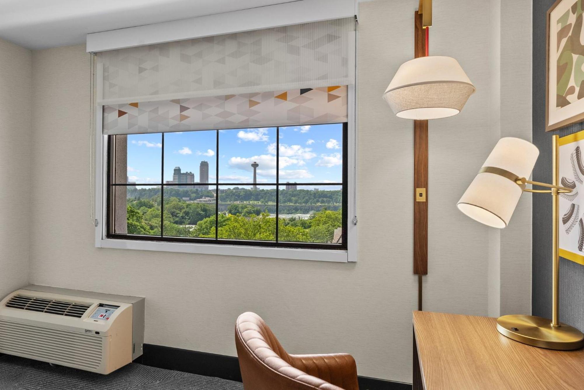 Premium King Canadian Skyline View