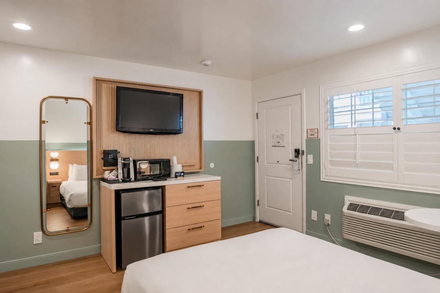 Queen Room Disability Access