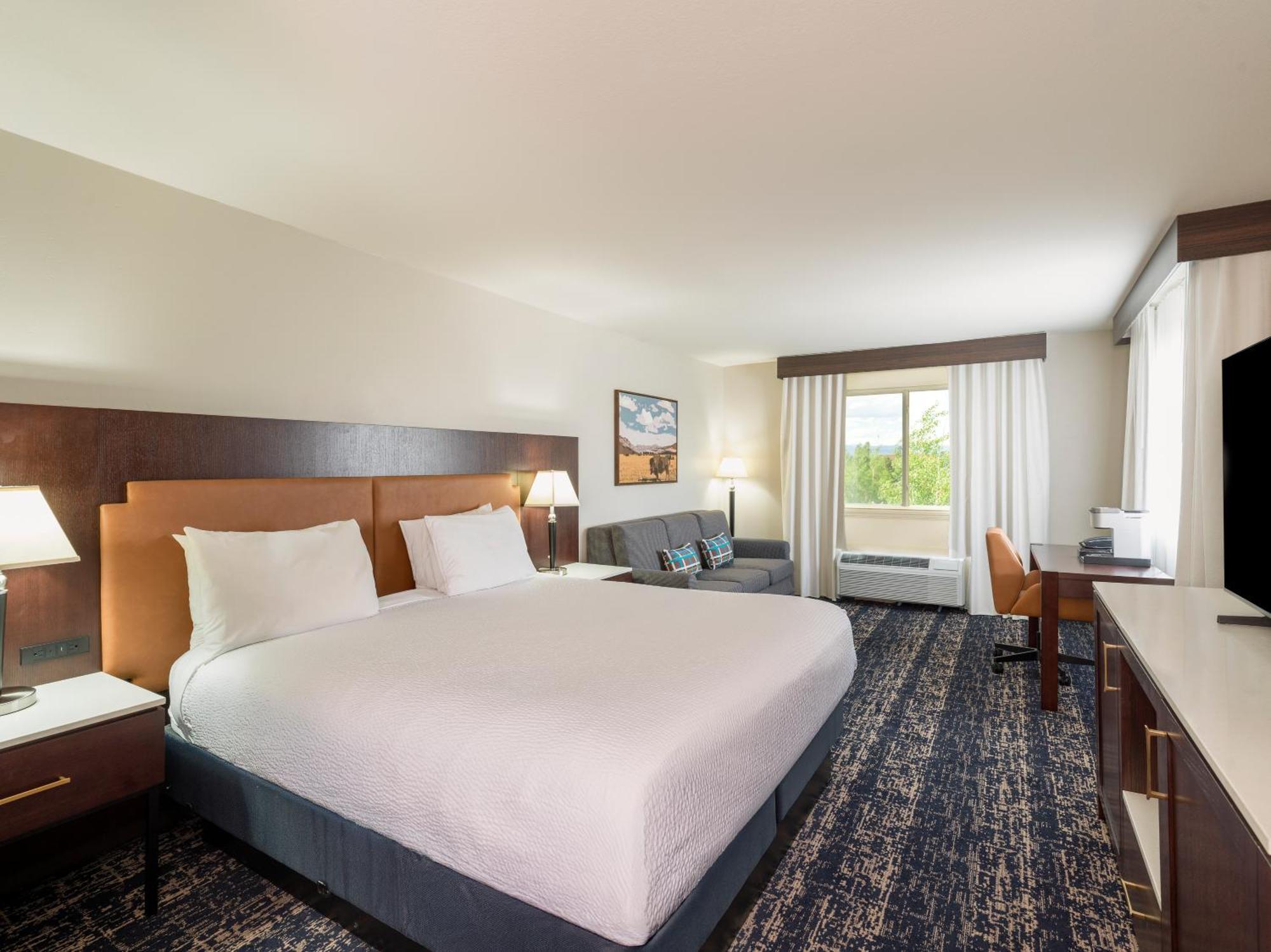 Deluxe King Room