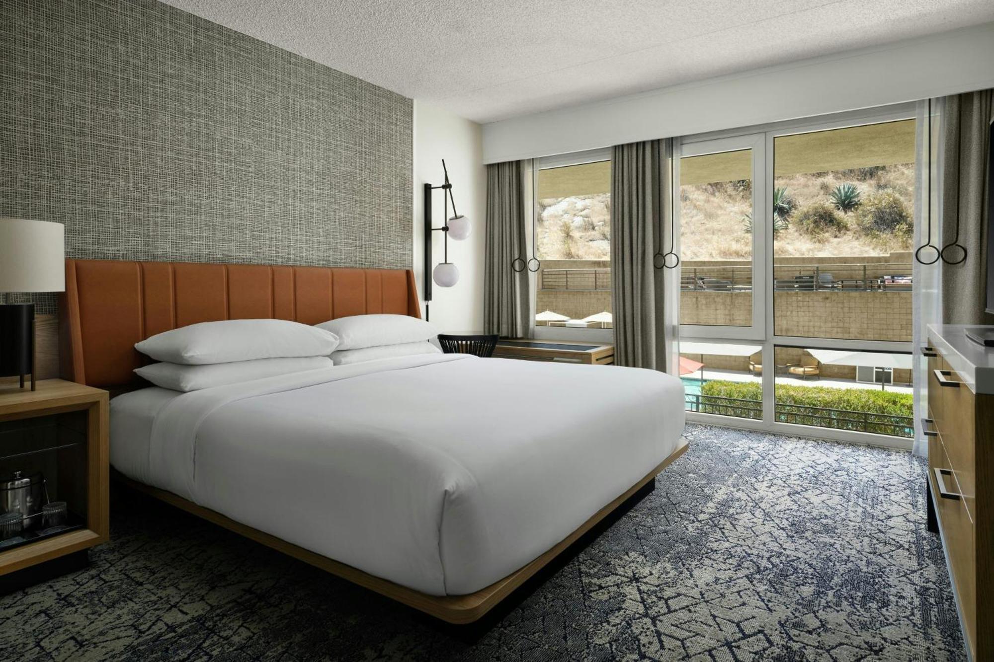 Guest Room 1 King