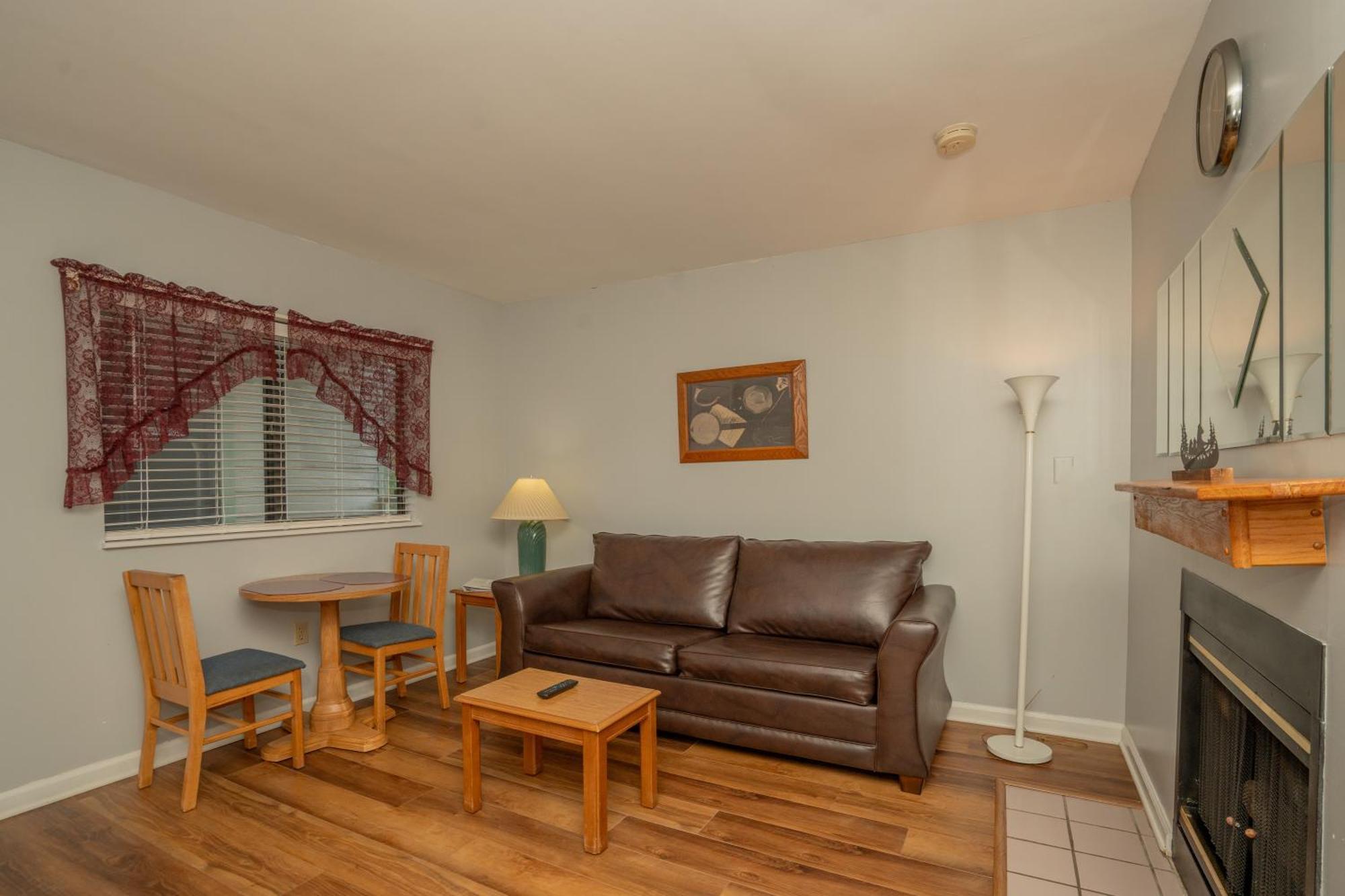 Laurel Inn 511