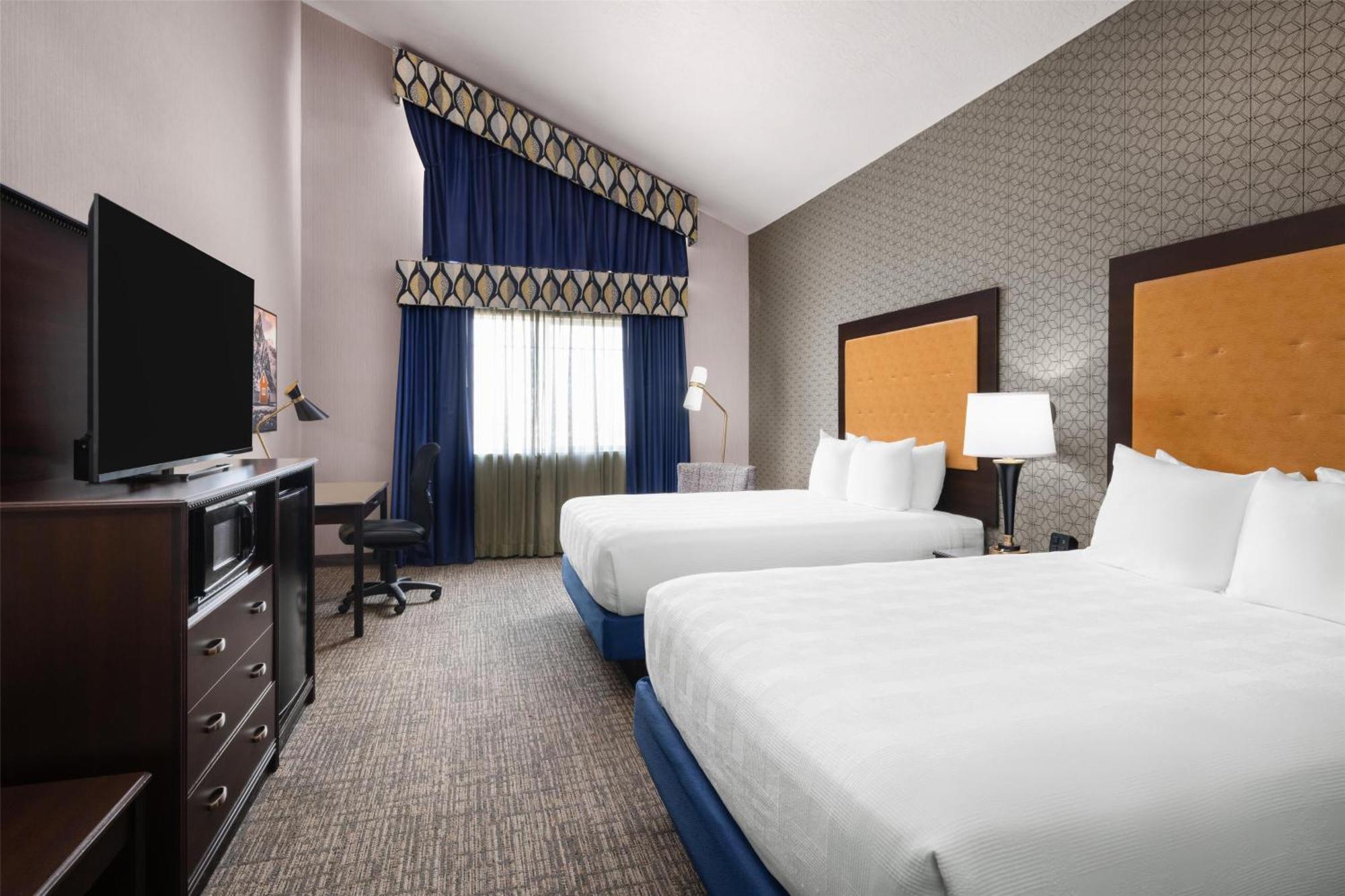 Deluxe Queen Room Two Queen Beds