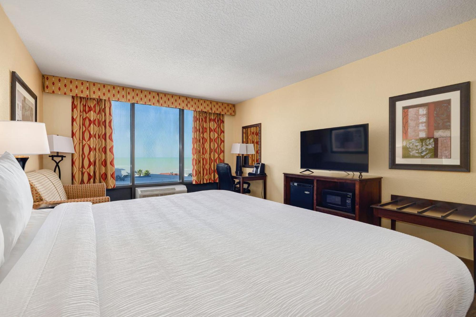 King Room with Partial Water View