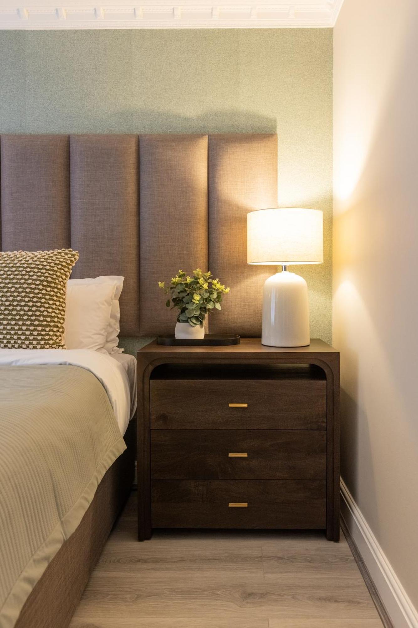 Luxury One-Bedroom Apartment