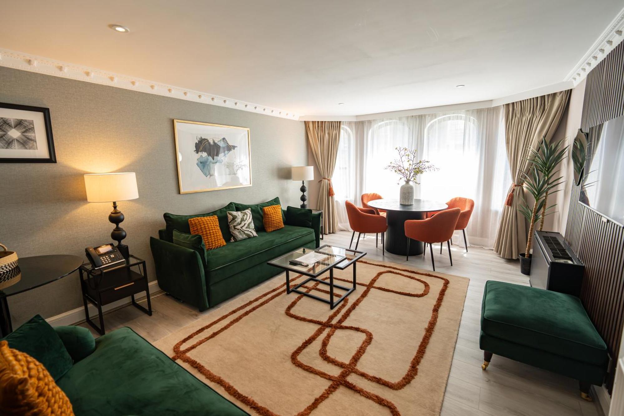 Superior One-Bedroom Apartment
