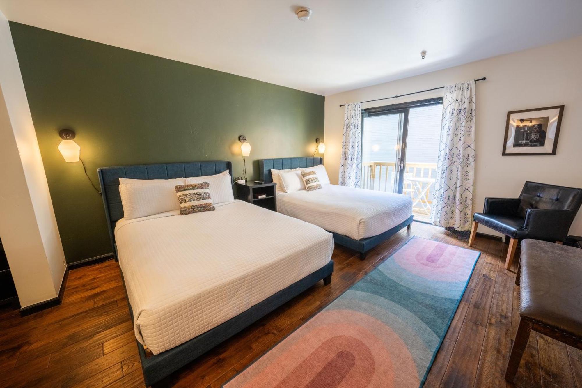 Queen Room