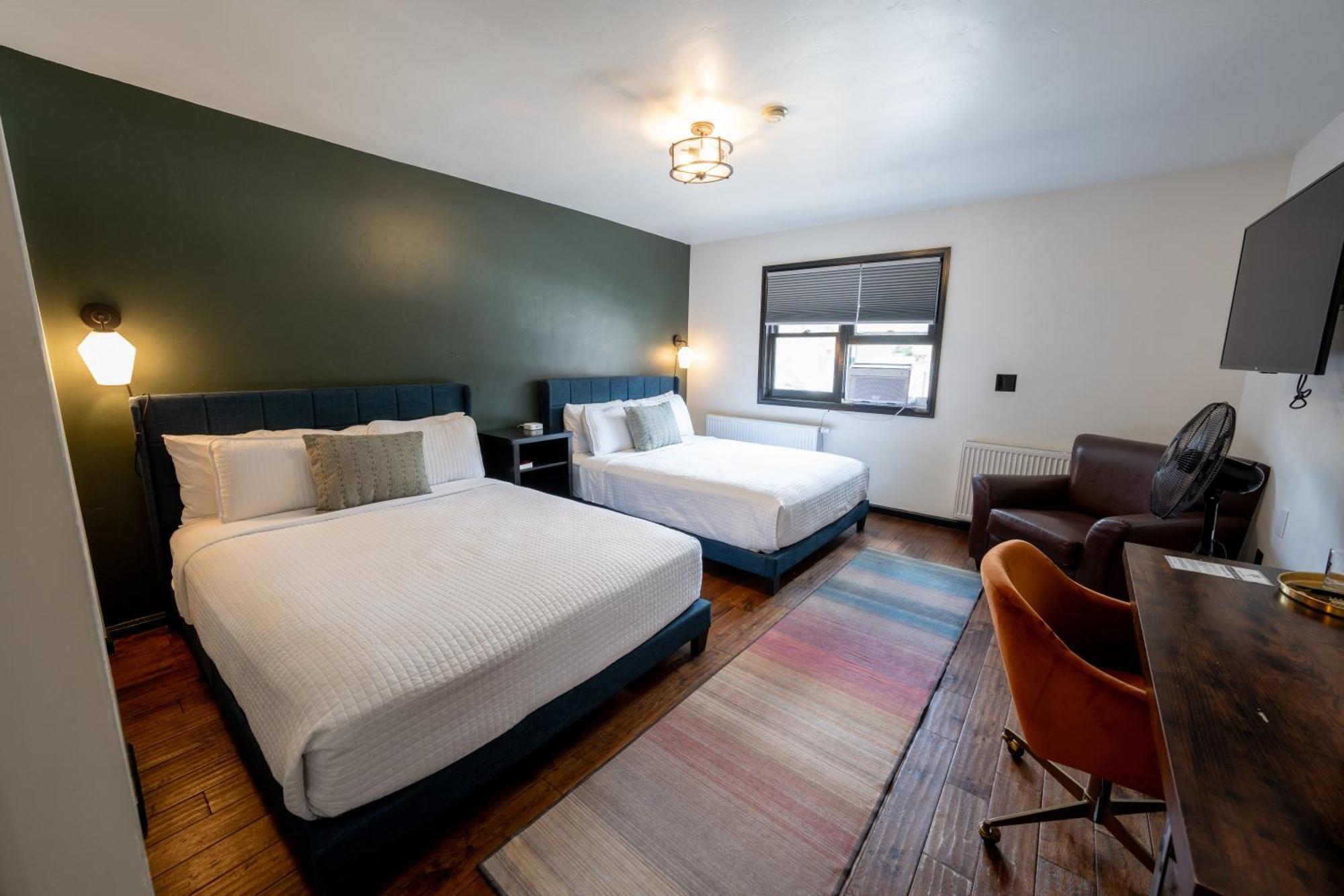 Queen Room