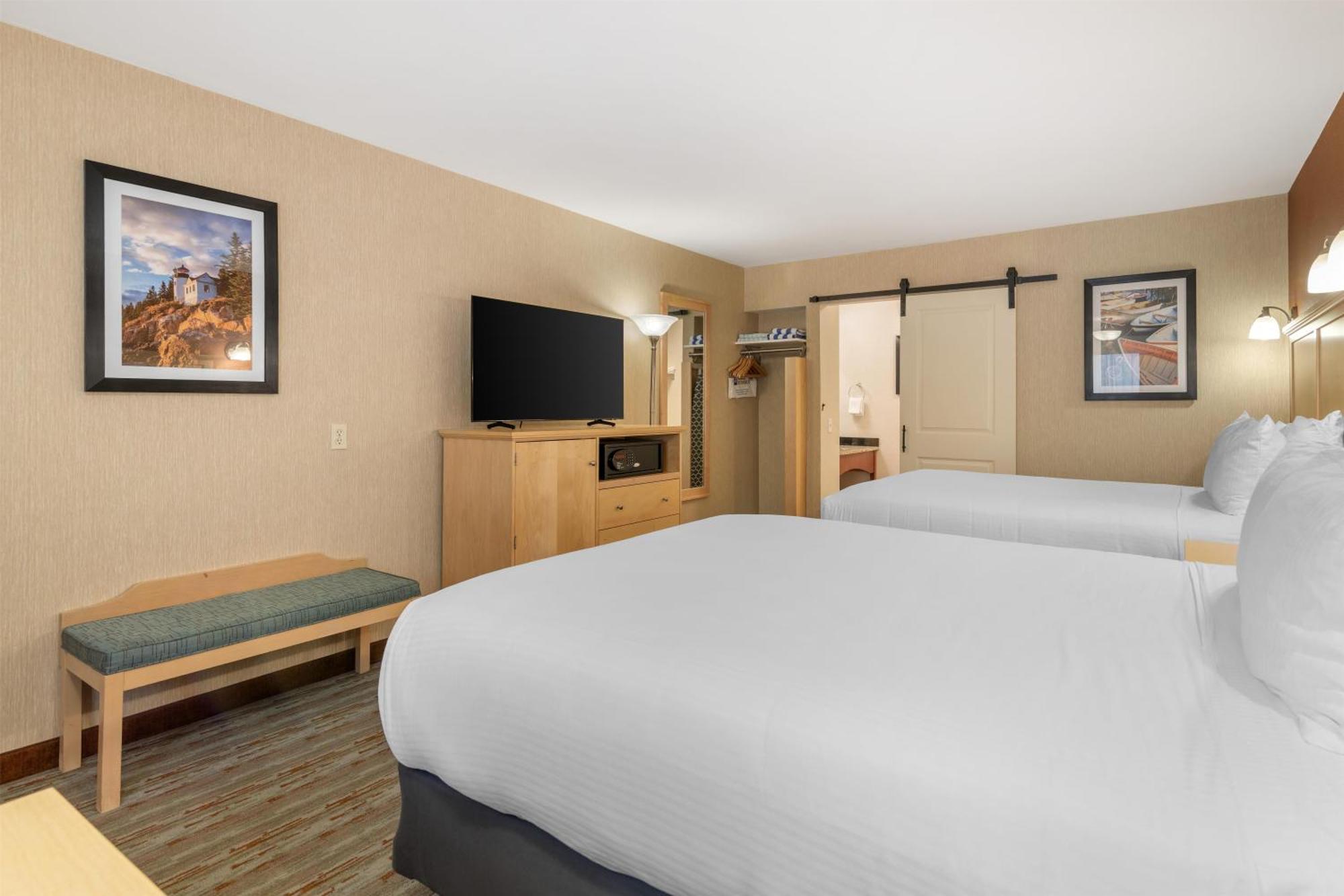 Queen Room Two Queen Beds Non Smoking
