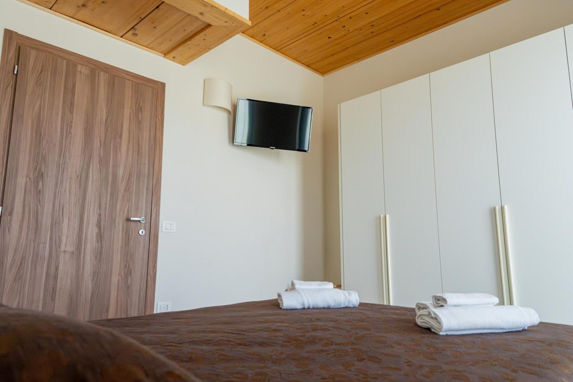 One-Bedroom Apartment Split Level