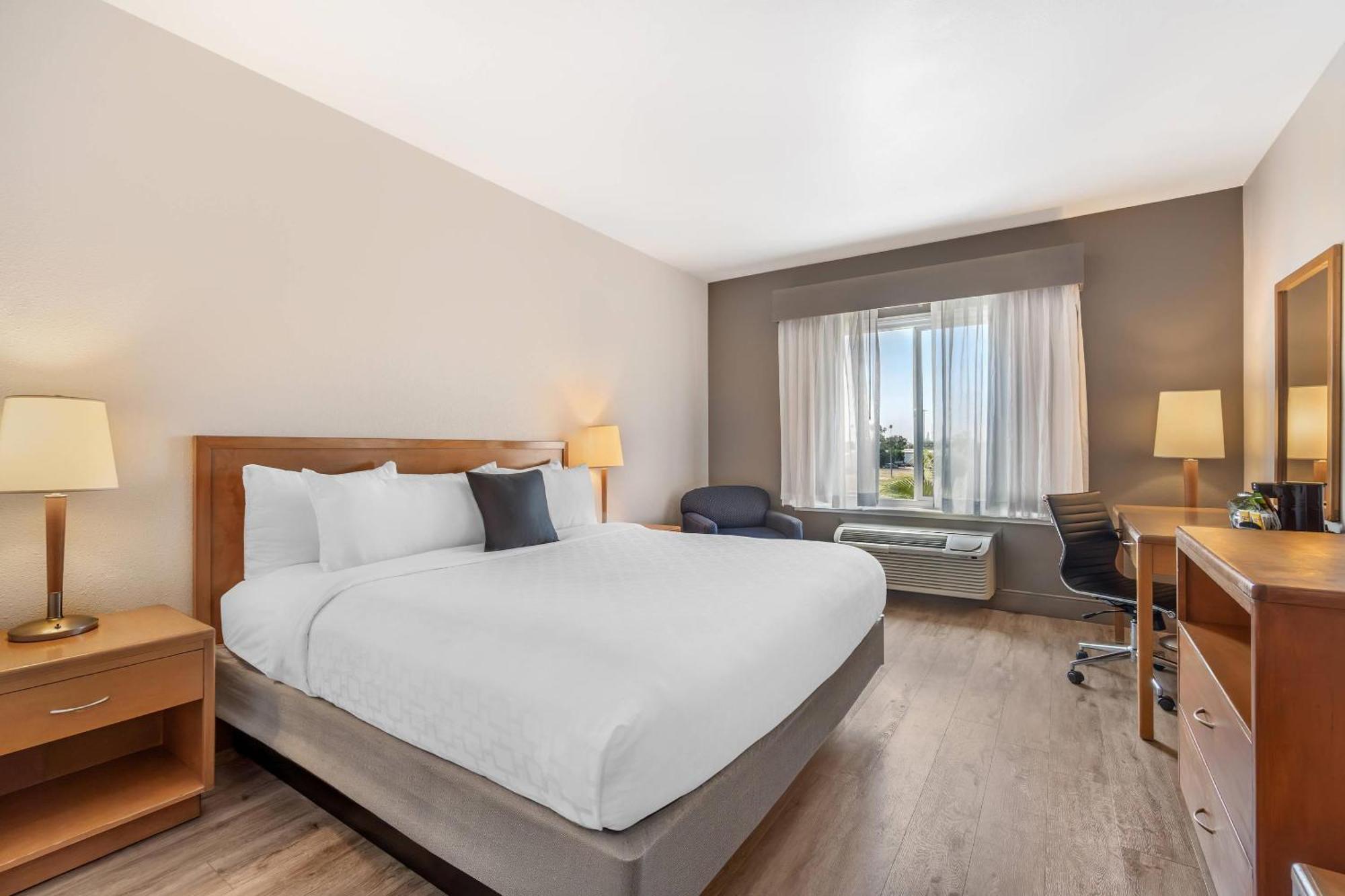 Standard Room J