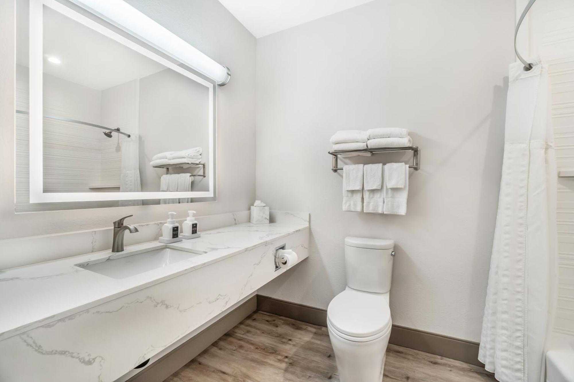 Standard Room J