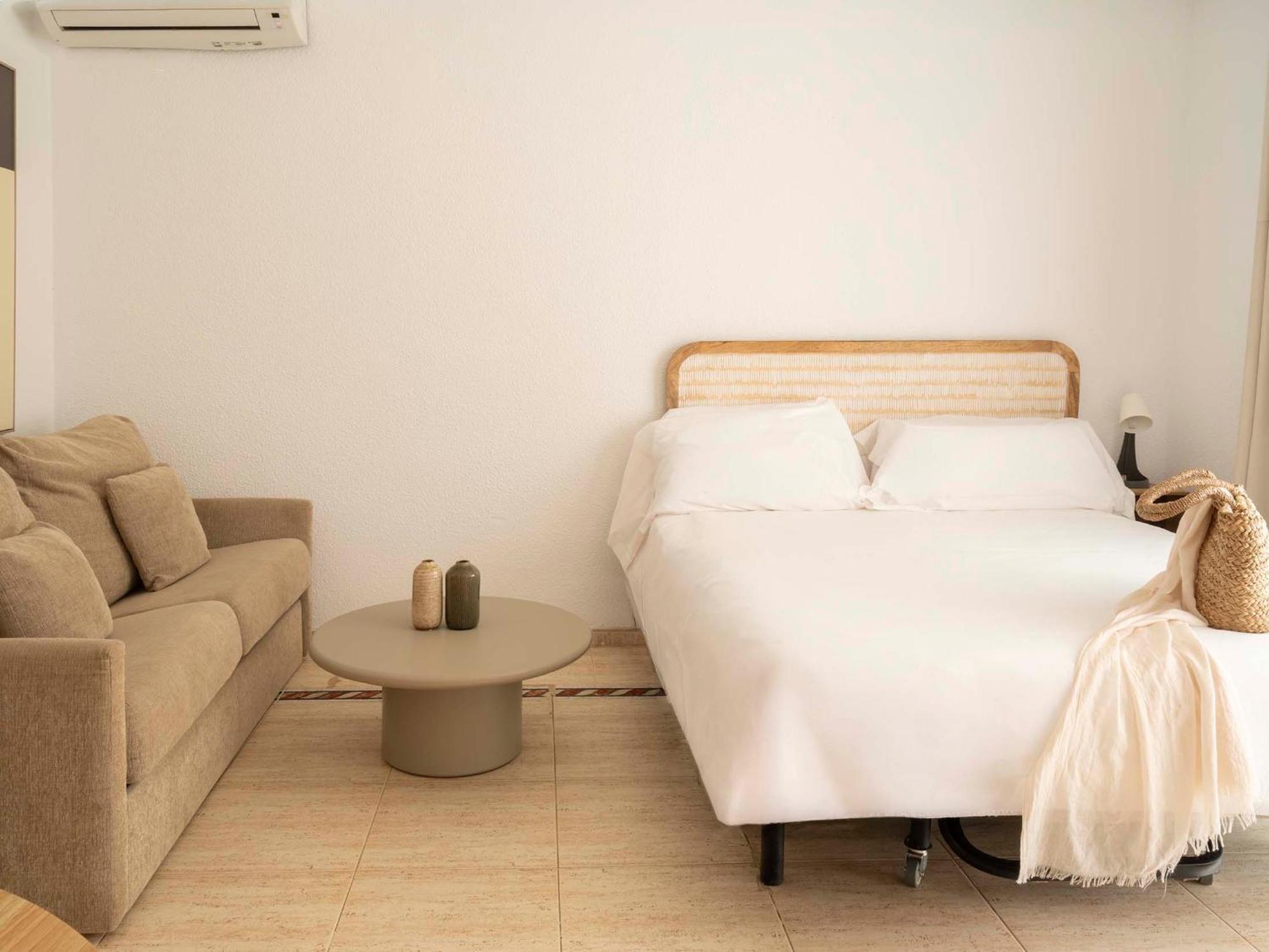 Studio Apartment