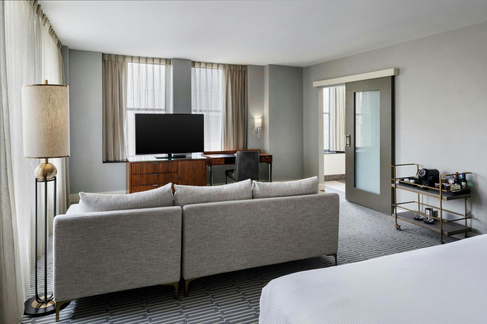 Large King Room City View