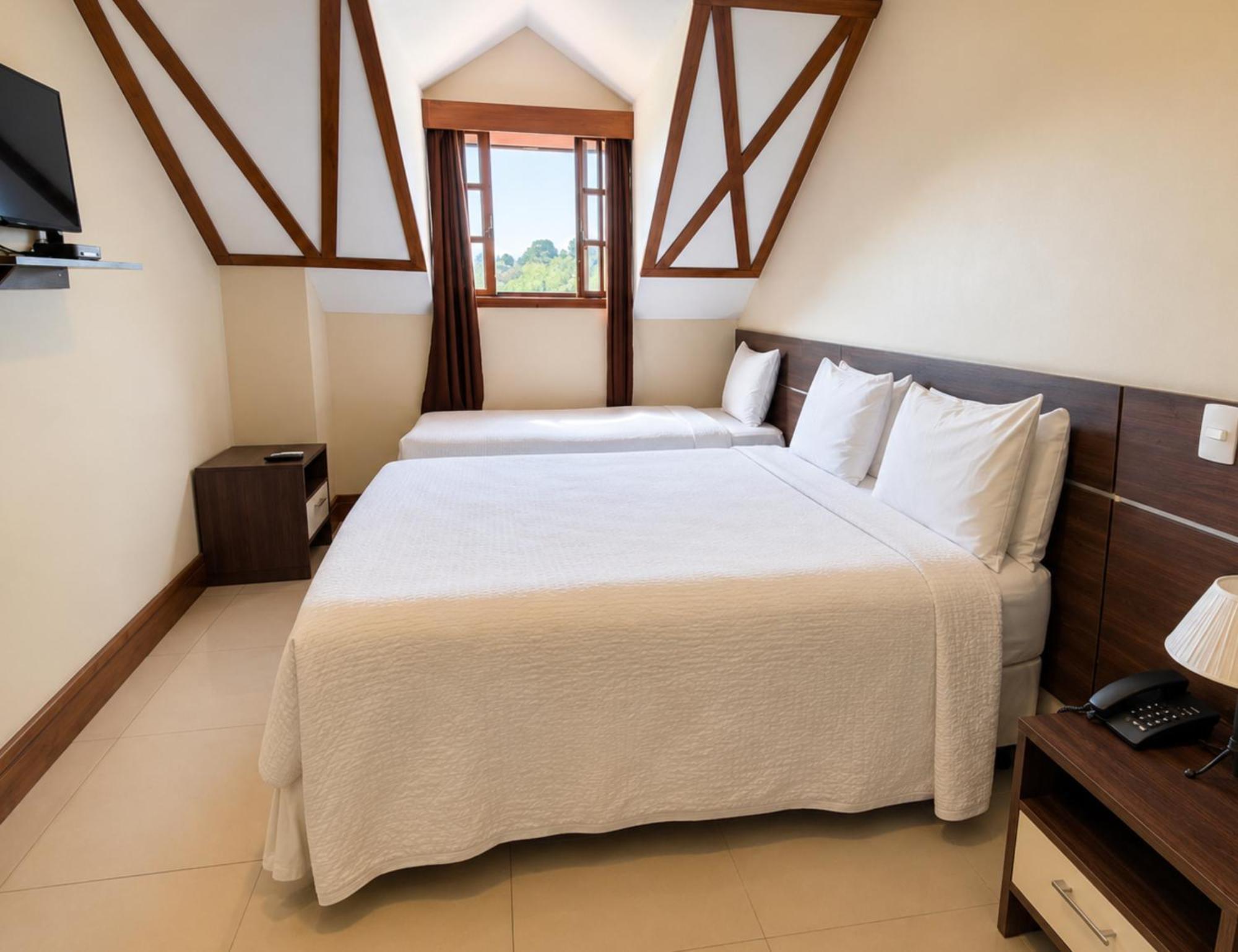 Luxury Triple Room