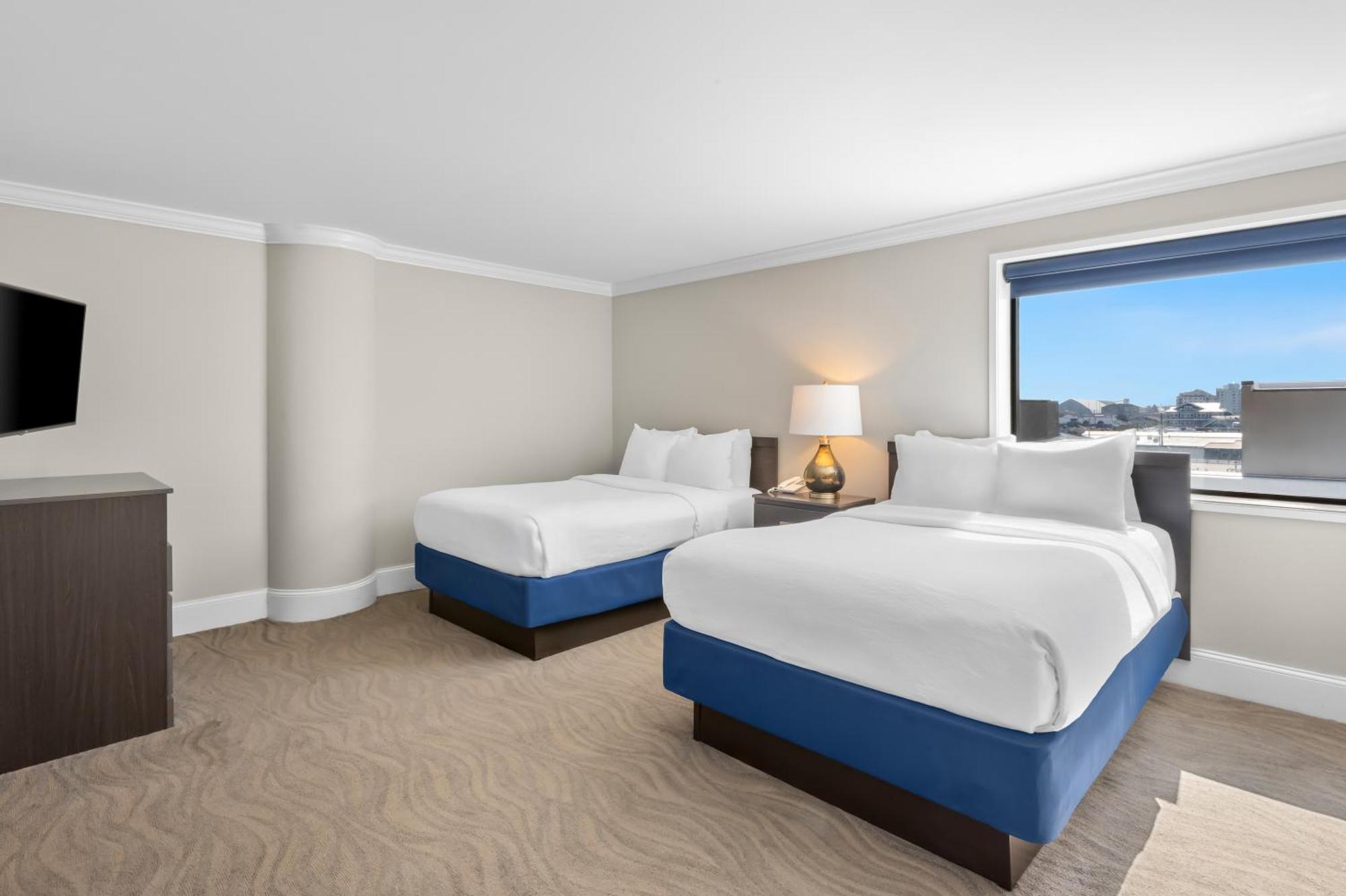 2 Double Bed Studio City View
