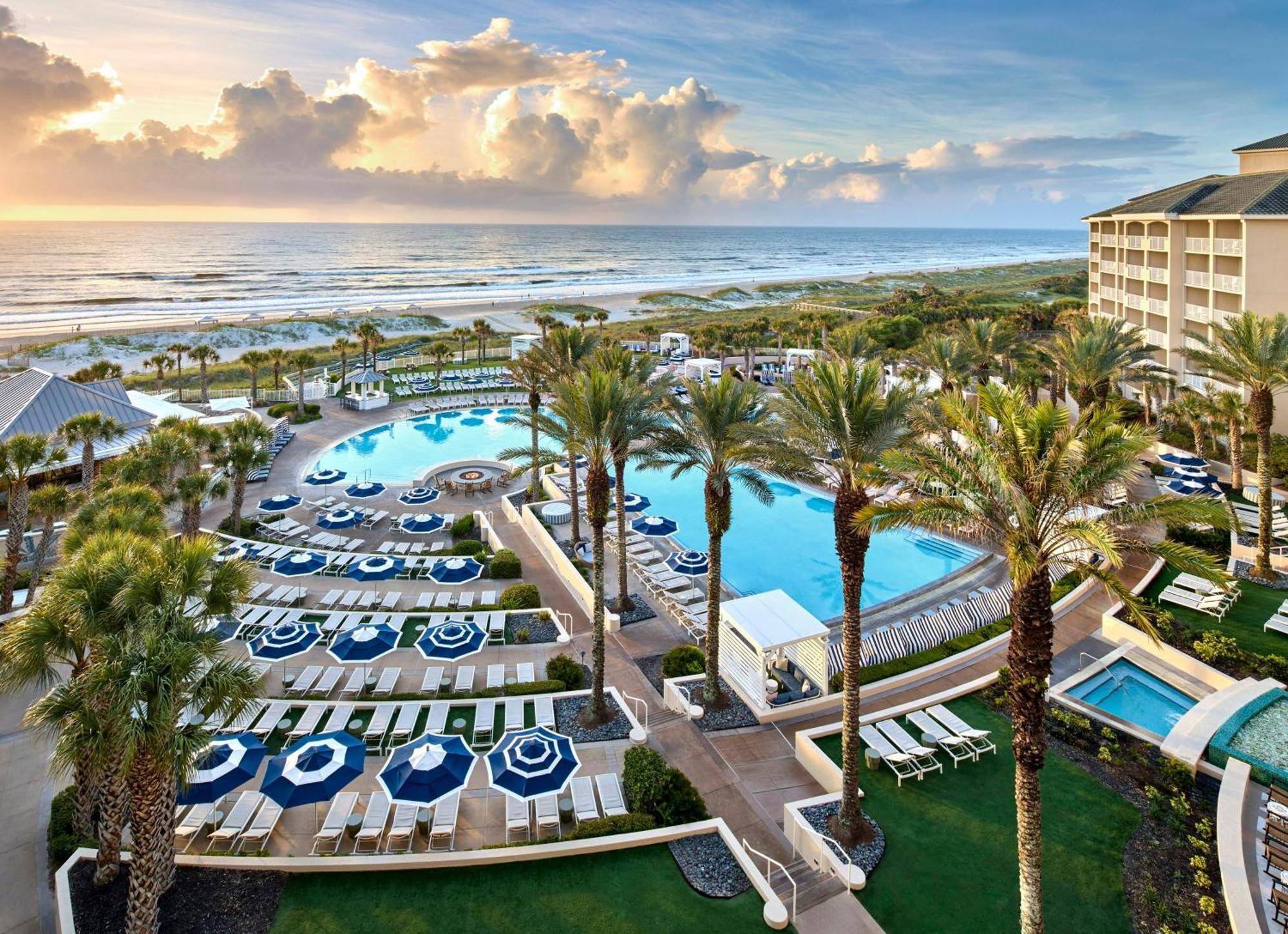 Ocean Pool View King Bed