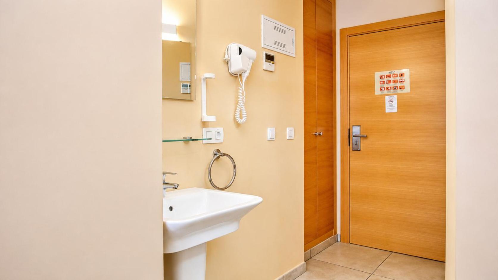 Single Room