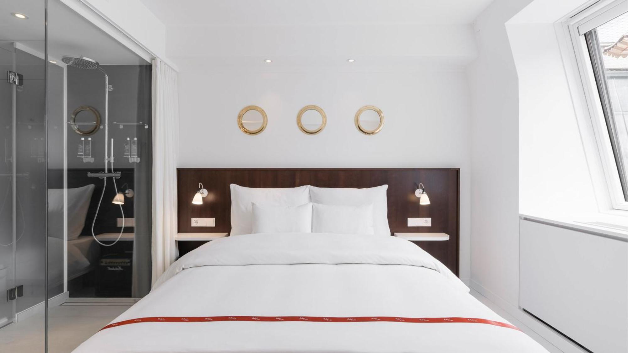 Lovely Room