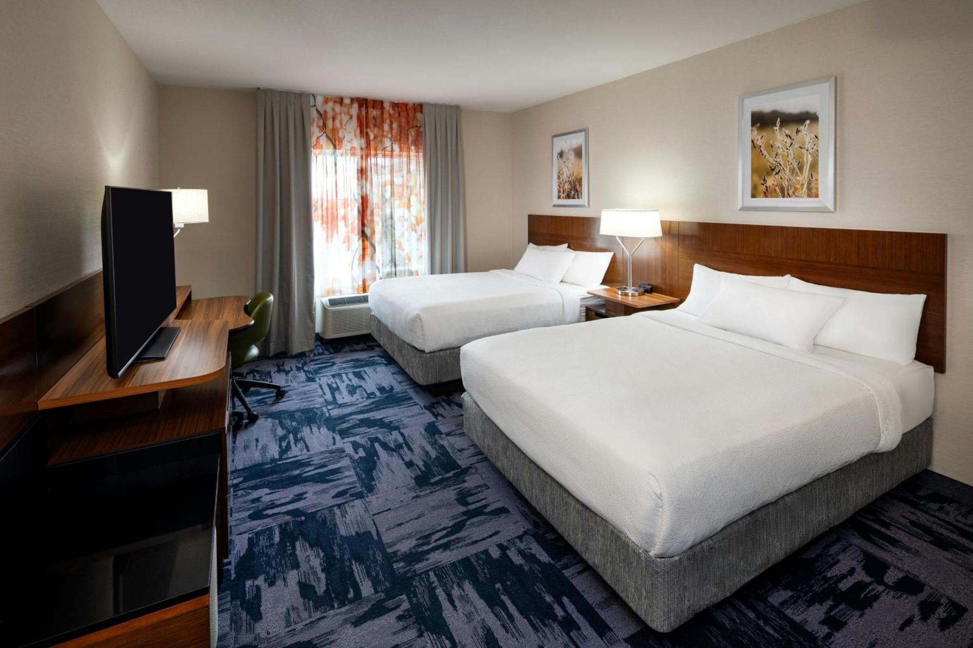 Queen Room Two Queen Beds