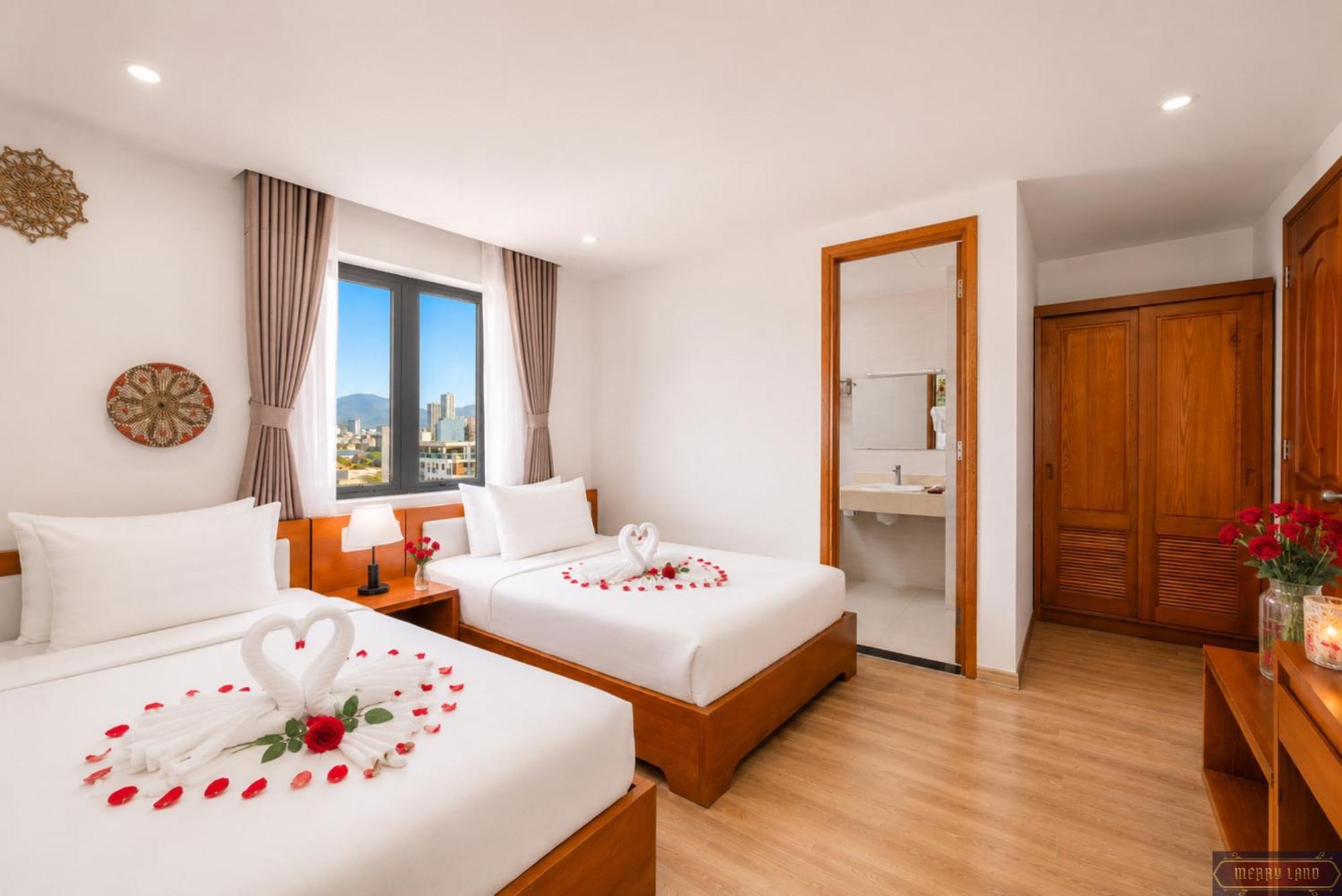 Superior Twin Room City View