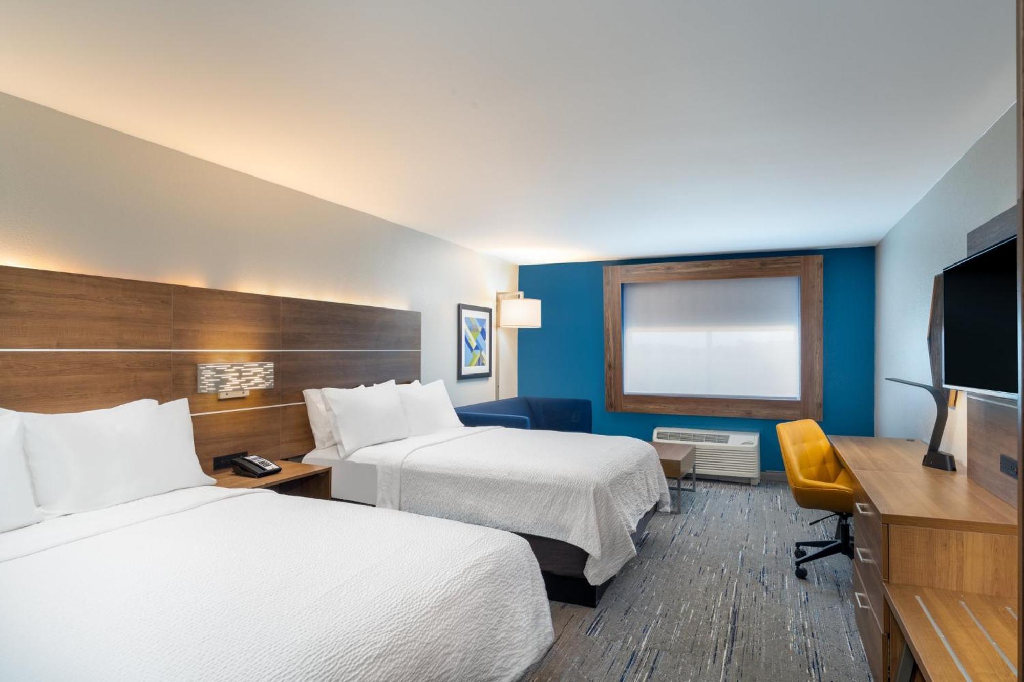Suite Two Beds Non-Smoking