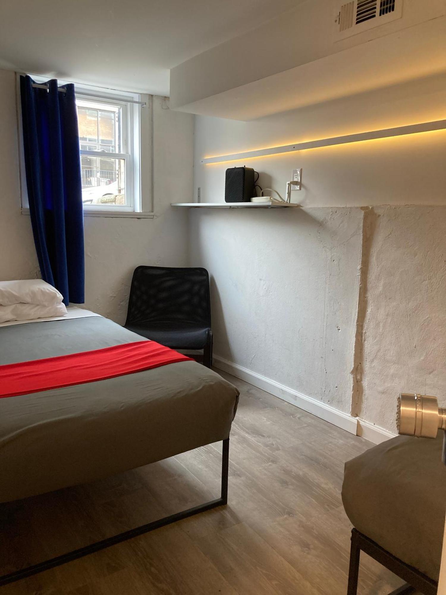 Basic Triple Room