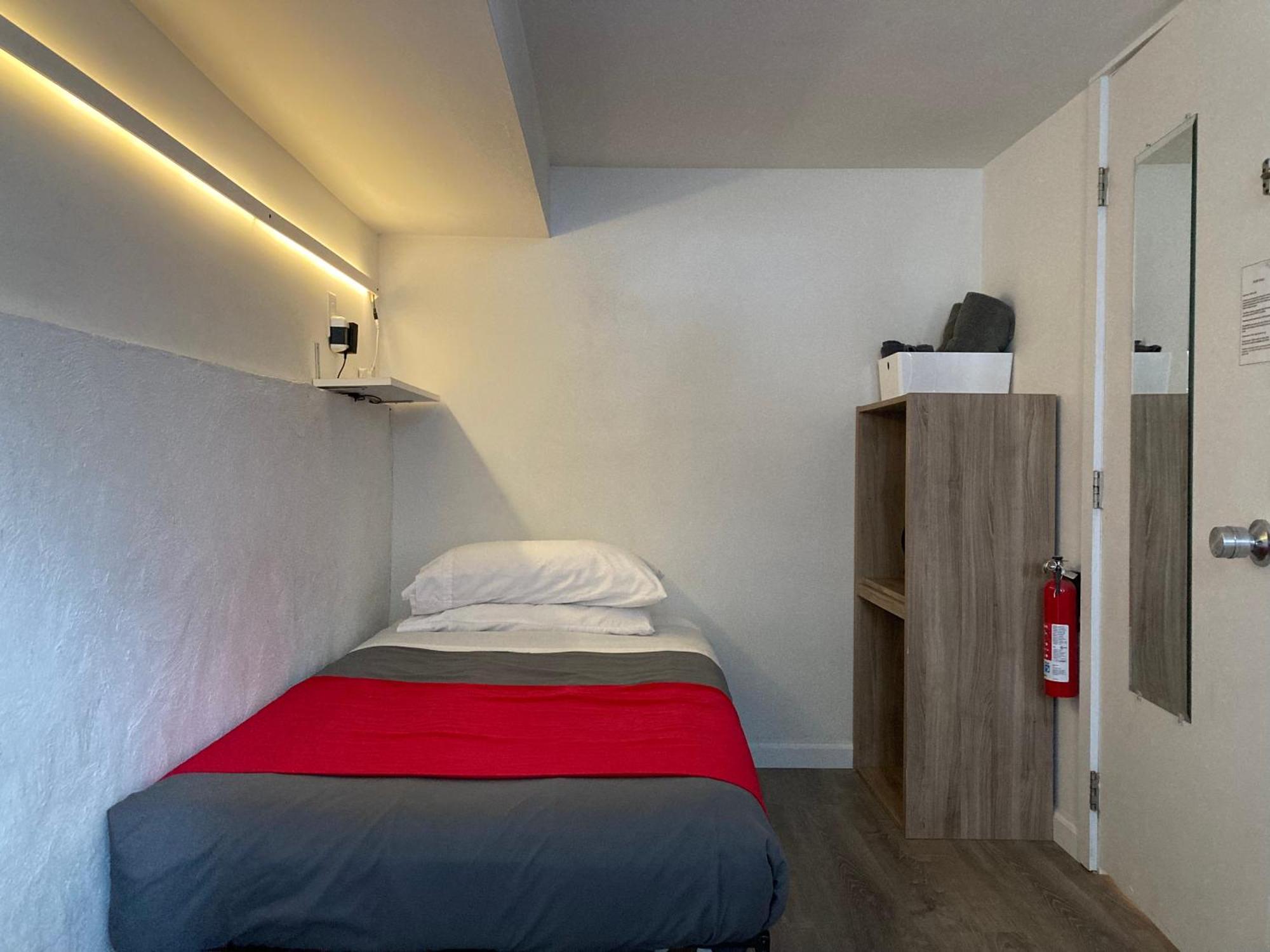 Basic Triple Room