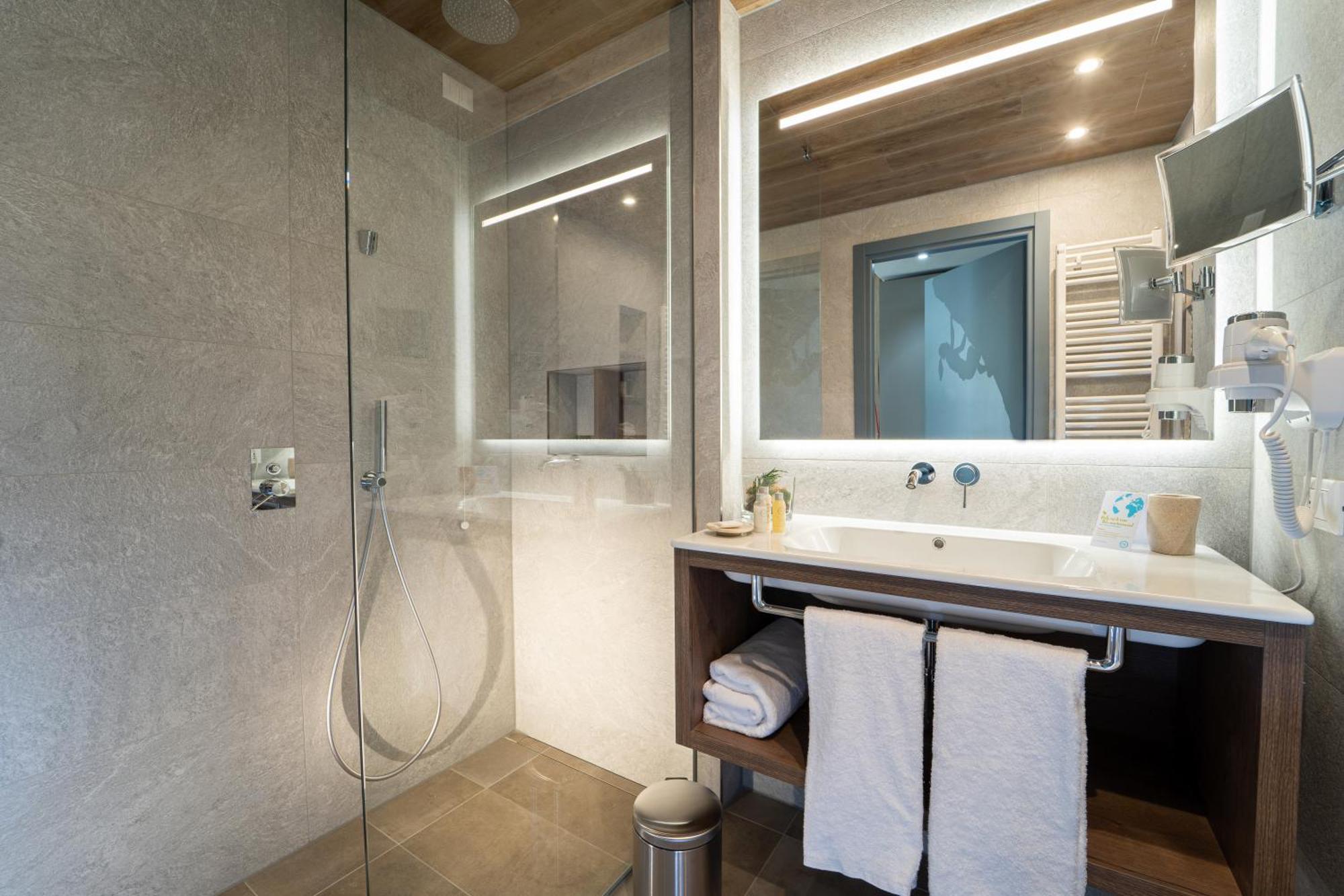Superior Single Room
