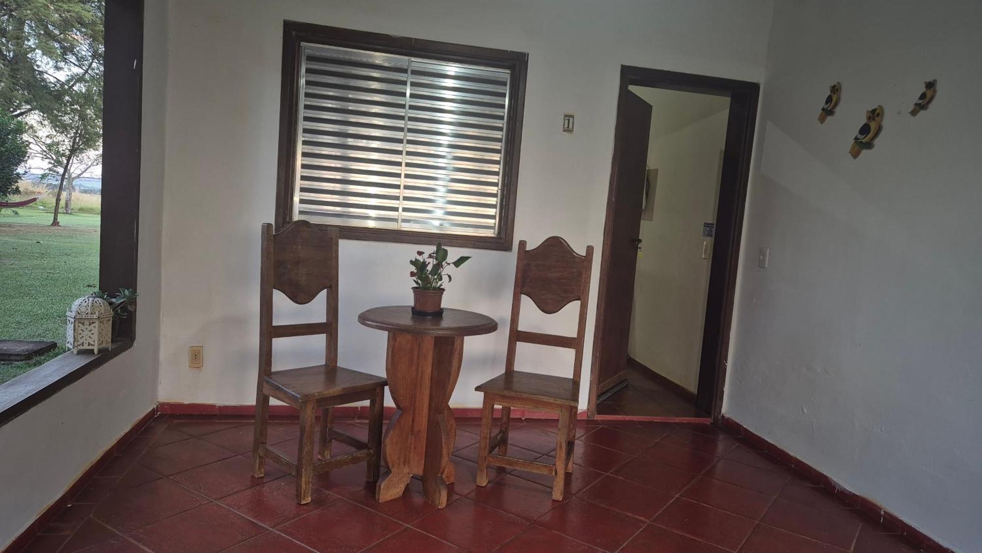 Family Room Private Bathroom