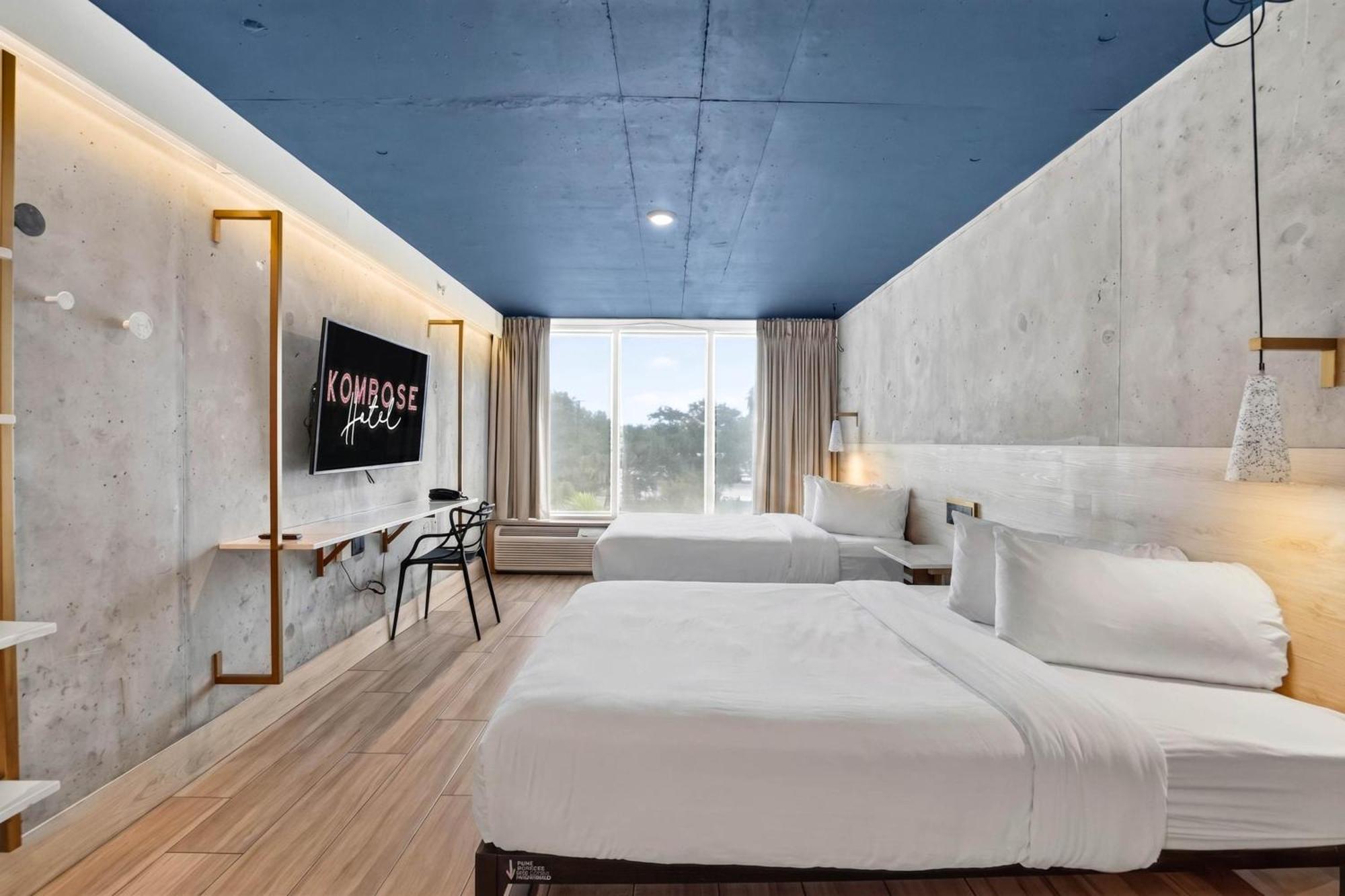 Queen Room