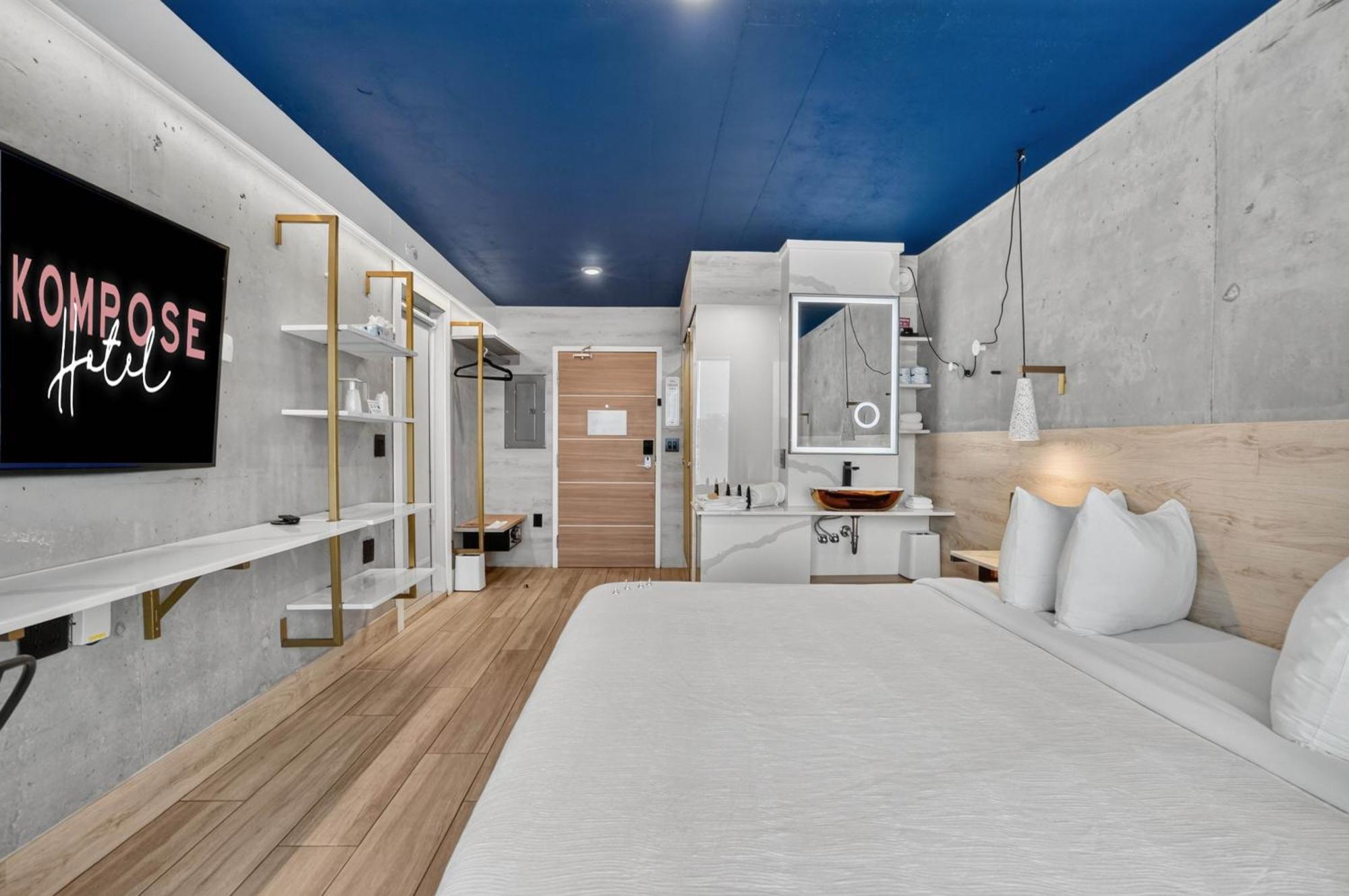 King Room