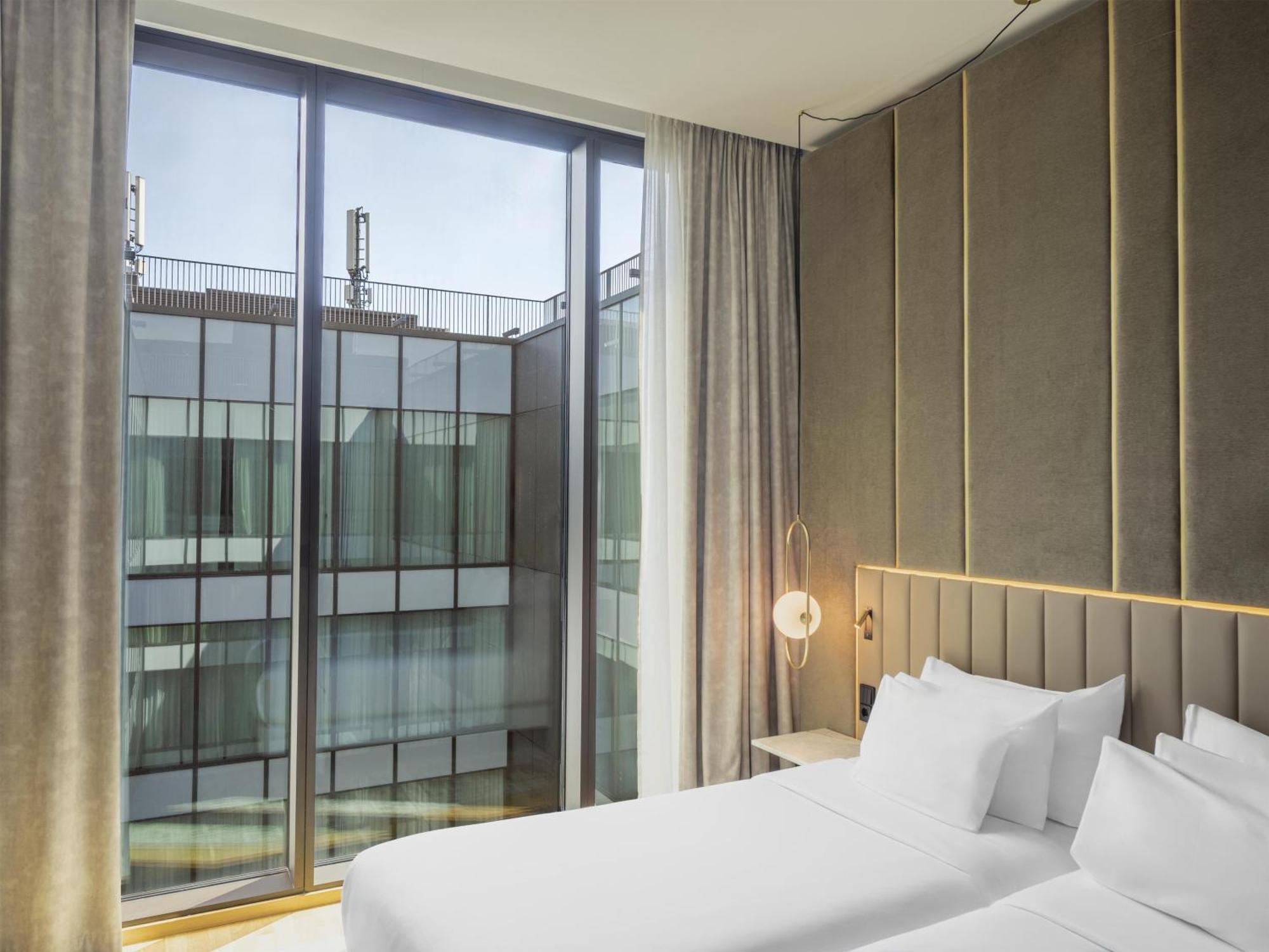 Atrium room