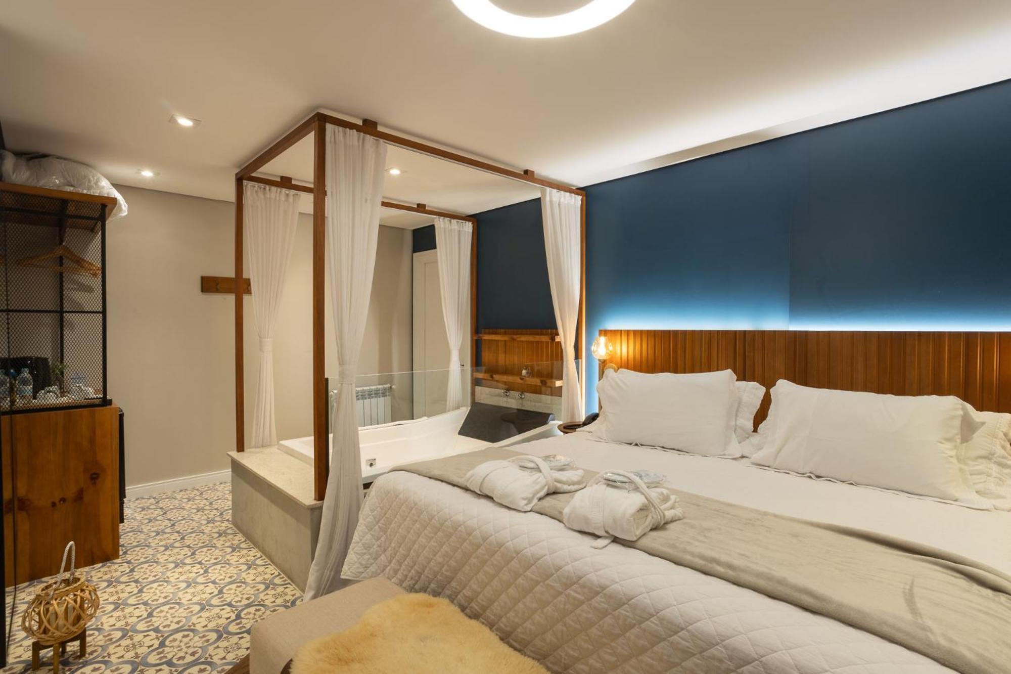 Suite Spa Bath
