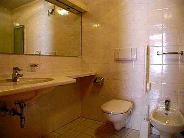 One-Bedroom Apartment 2