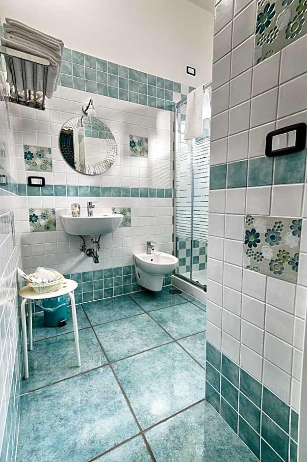 Double Room Private Bathroom