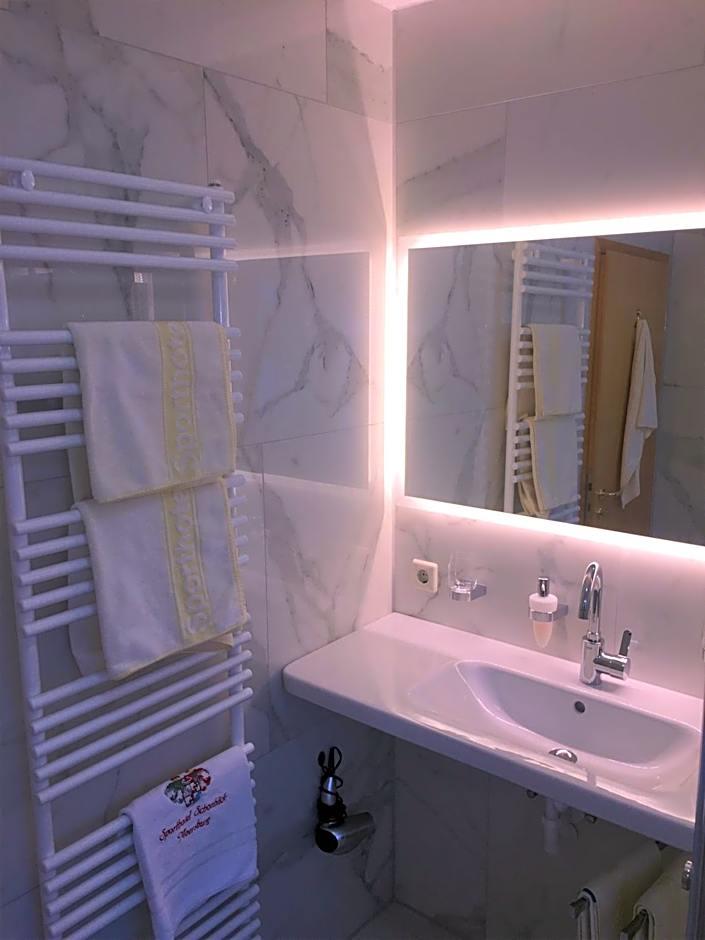 Double Room Lake View