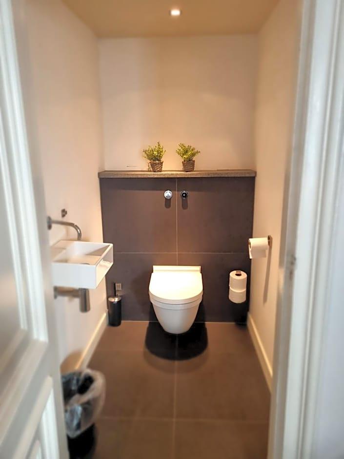 Standard Double Room External Toilet