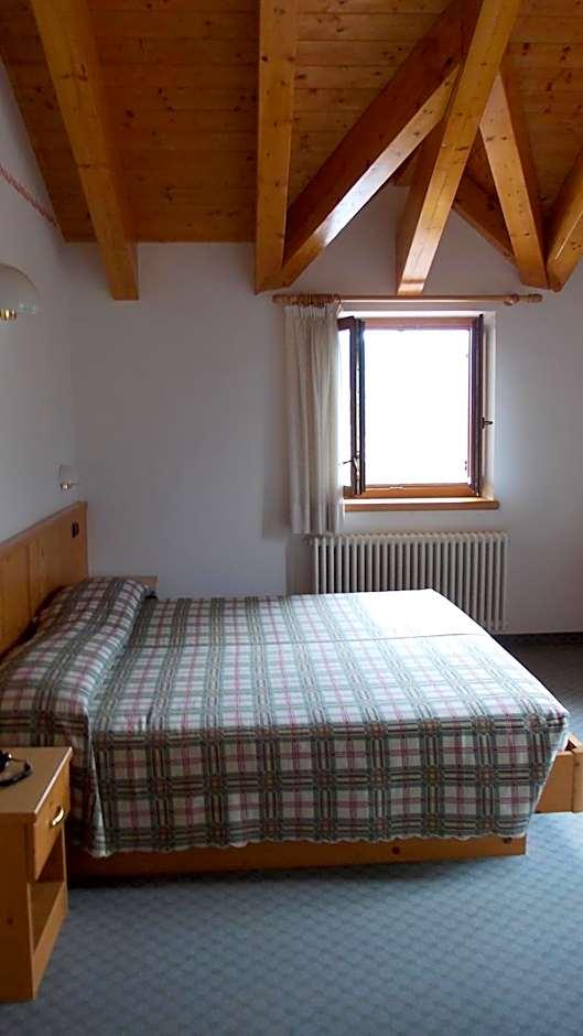 Double or Twin Room Balcony