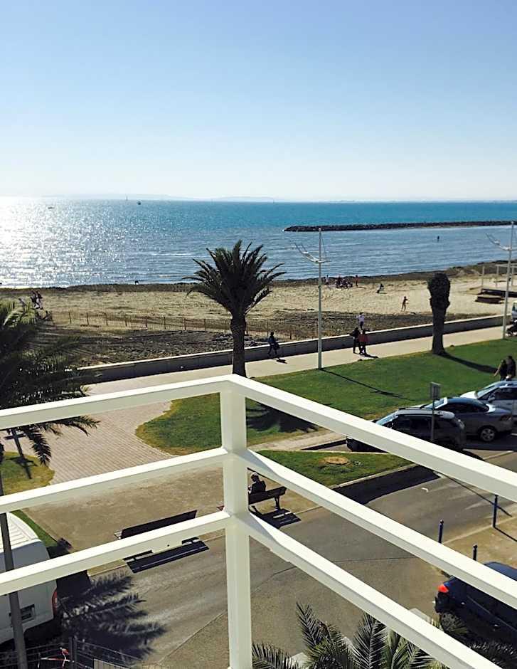 Queen Room Sea View