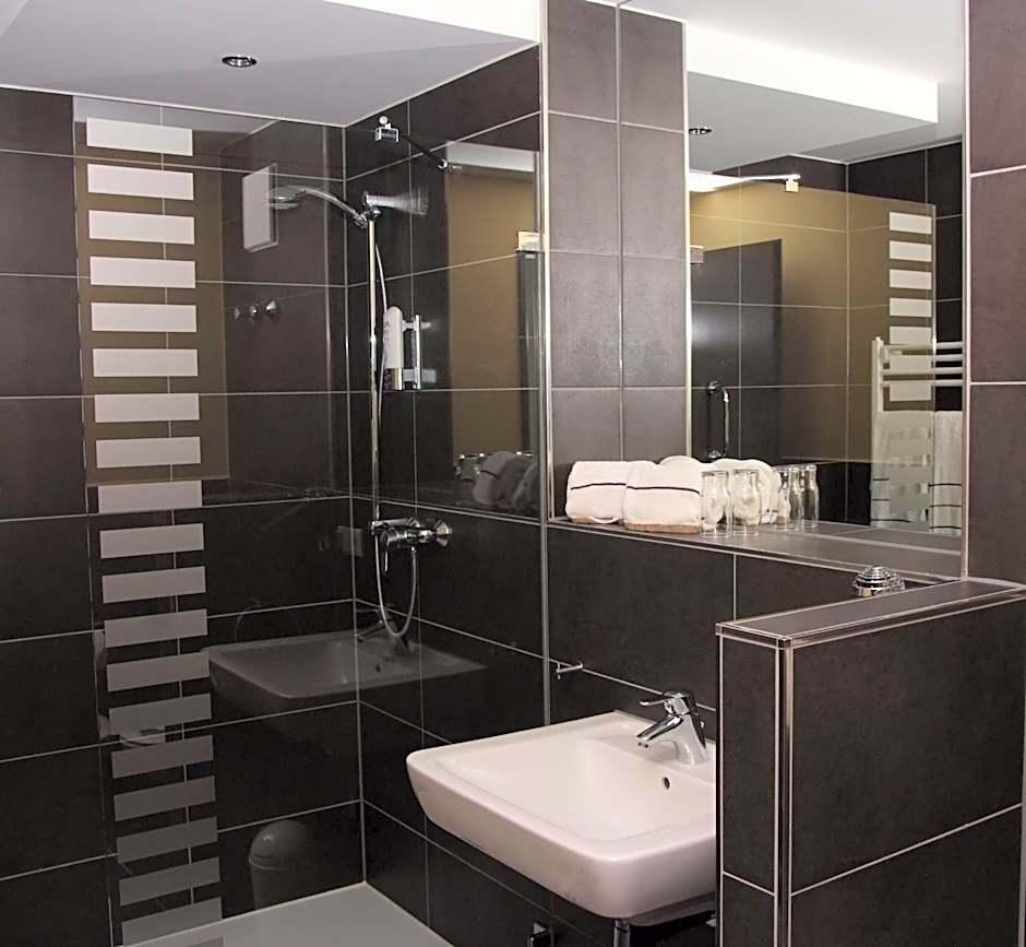 Economy Twin Room