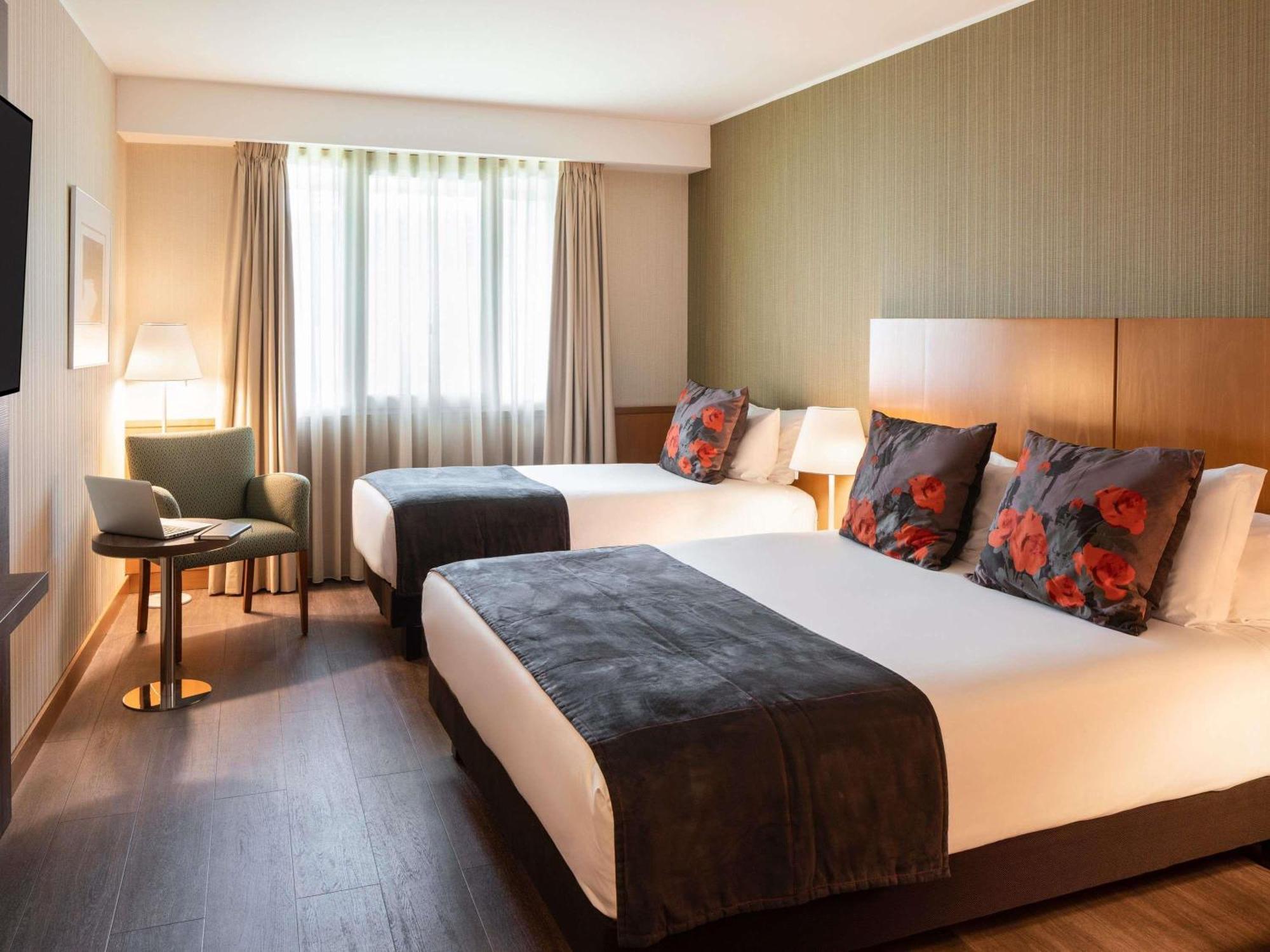 Standard Room 1 Double 1 Single Bed