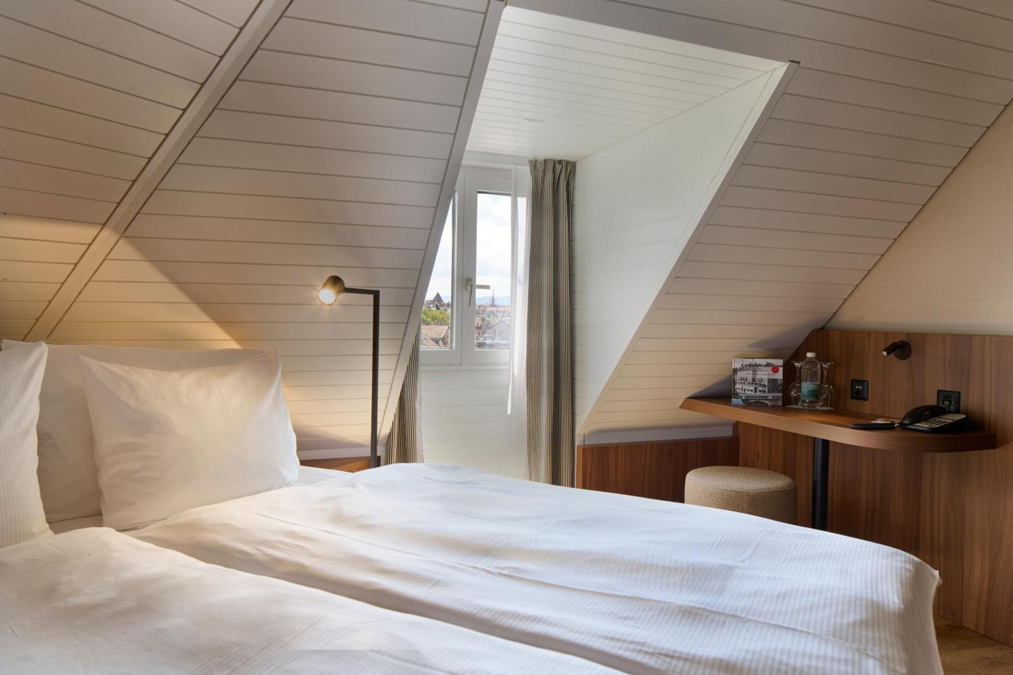 Junior Suite View on the Old Town