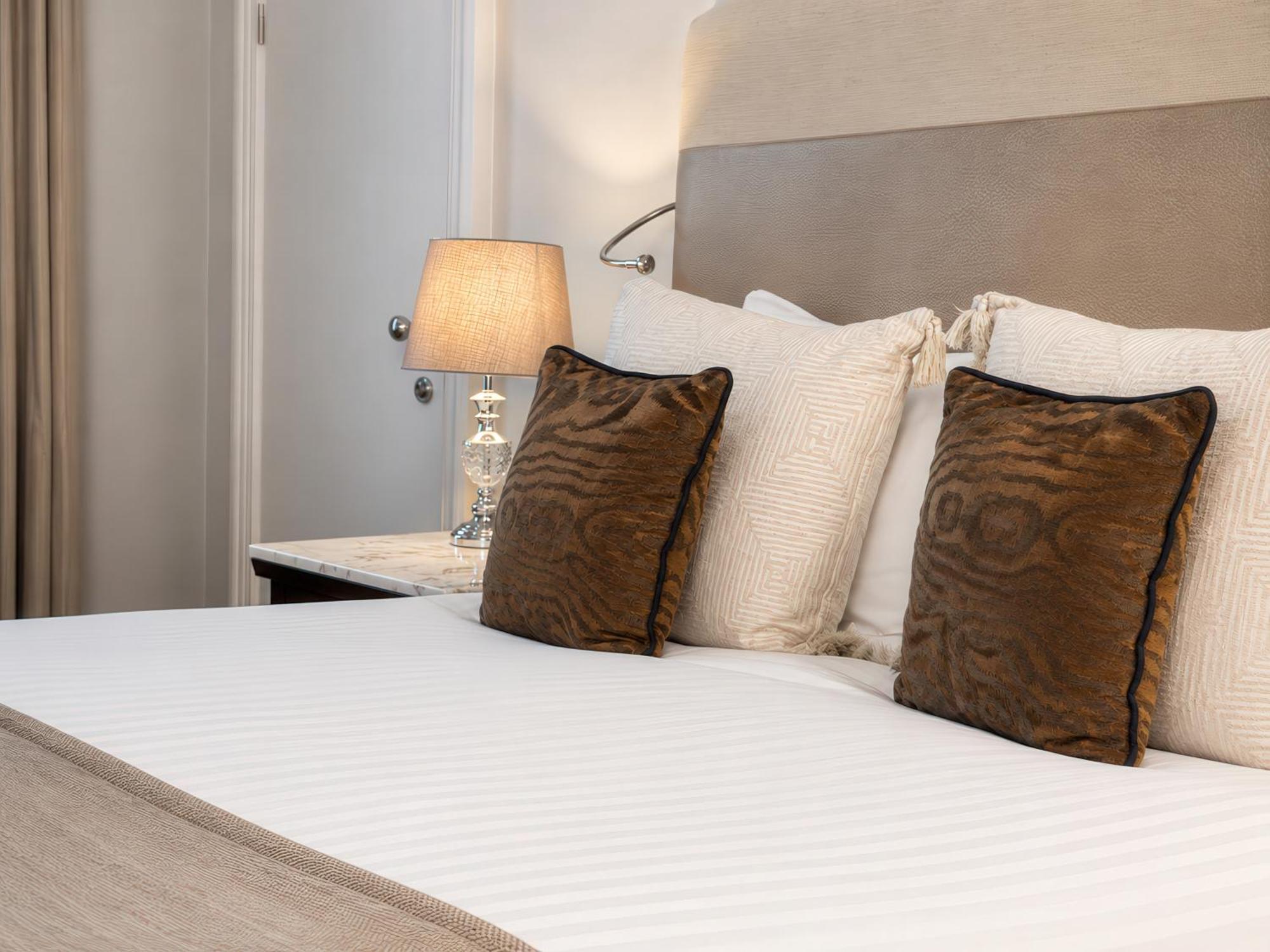 Executive King Room
