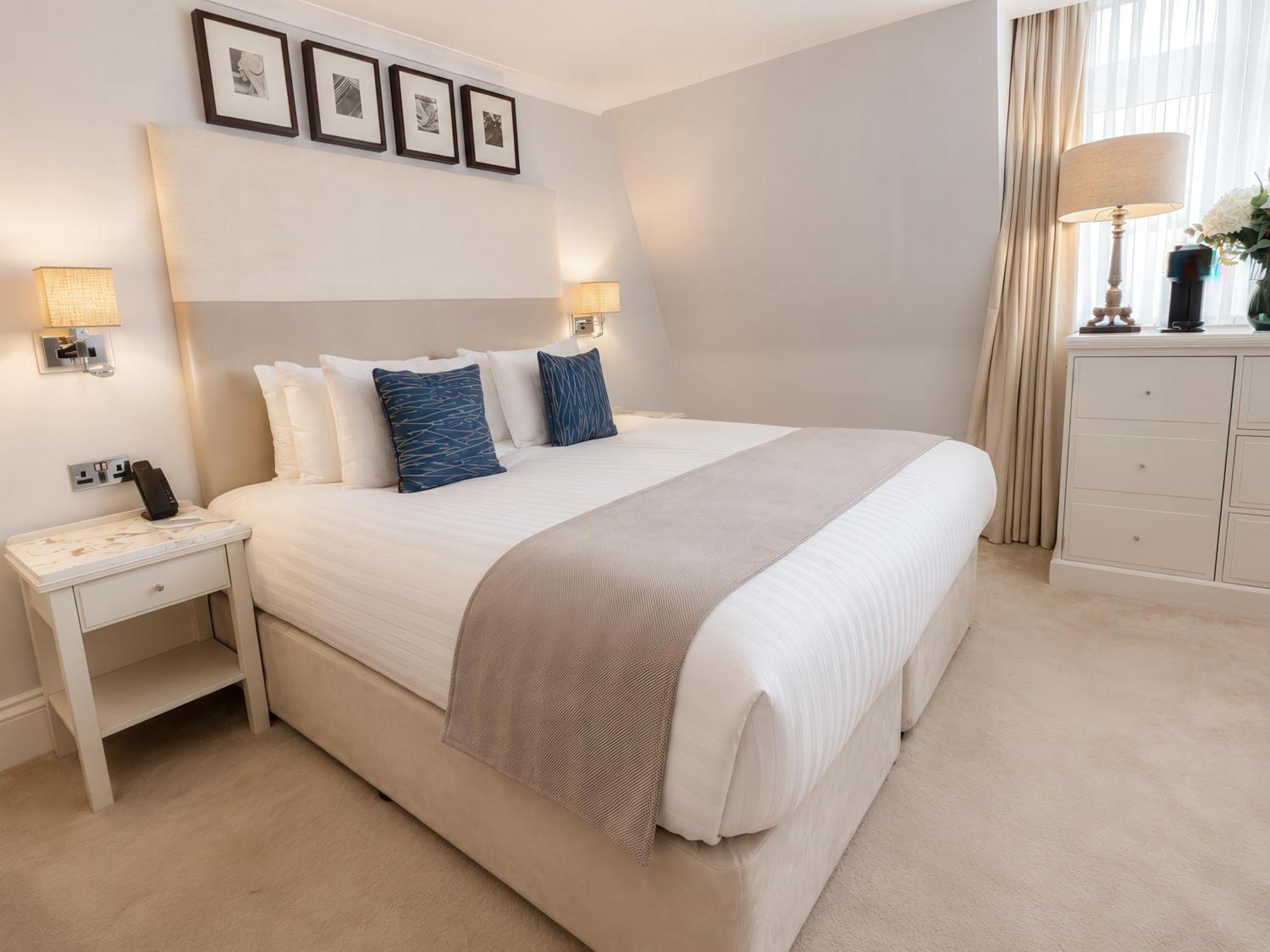 Superior King Room