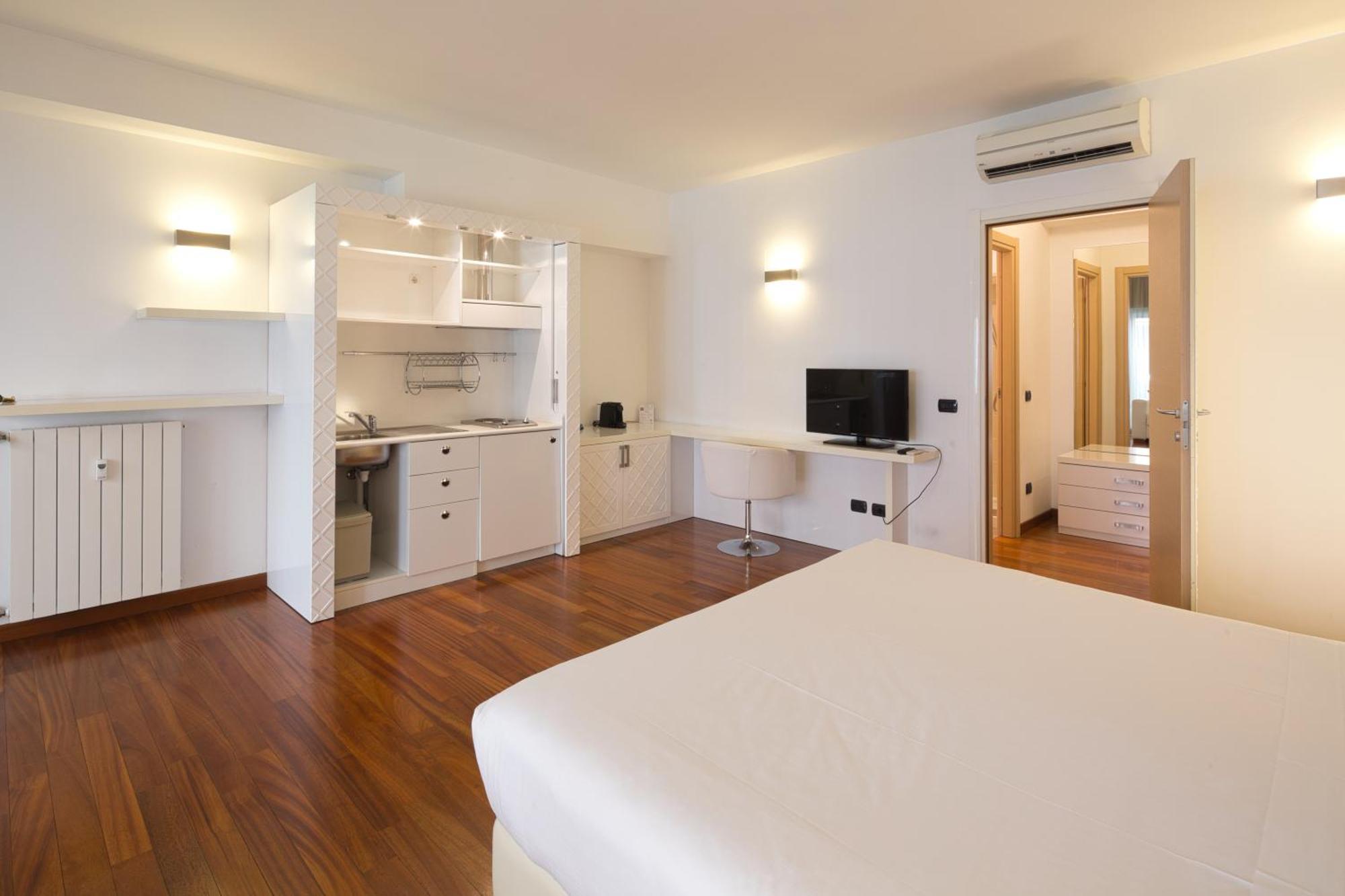 Superior Apartment