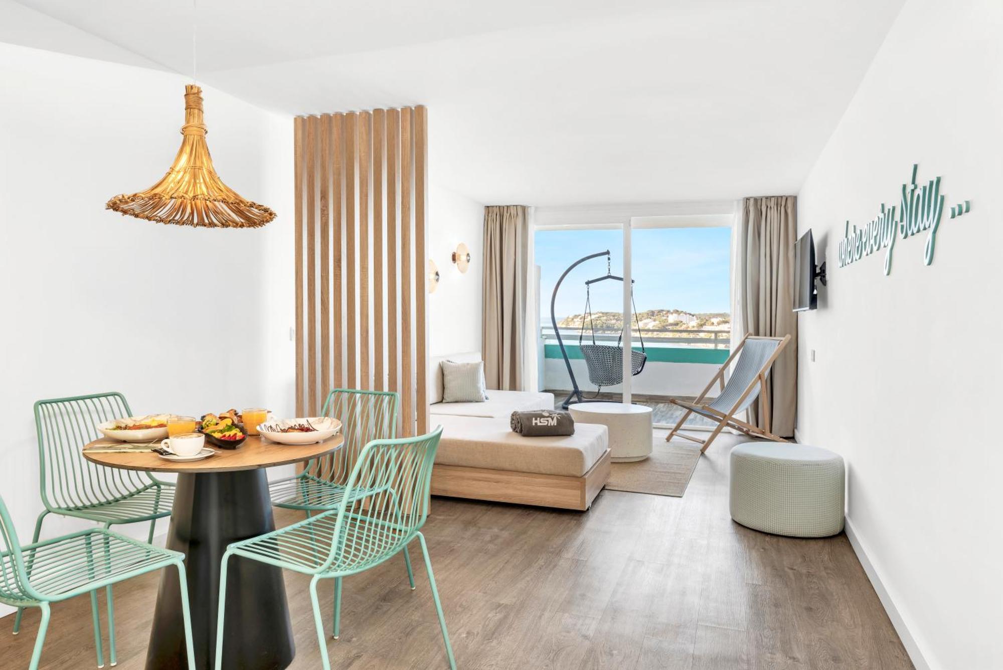 One-Bedroom Superior Apartment Sea View