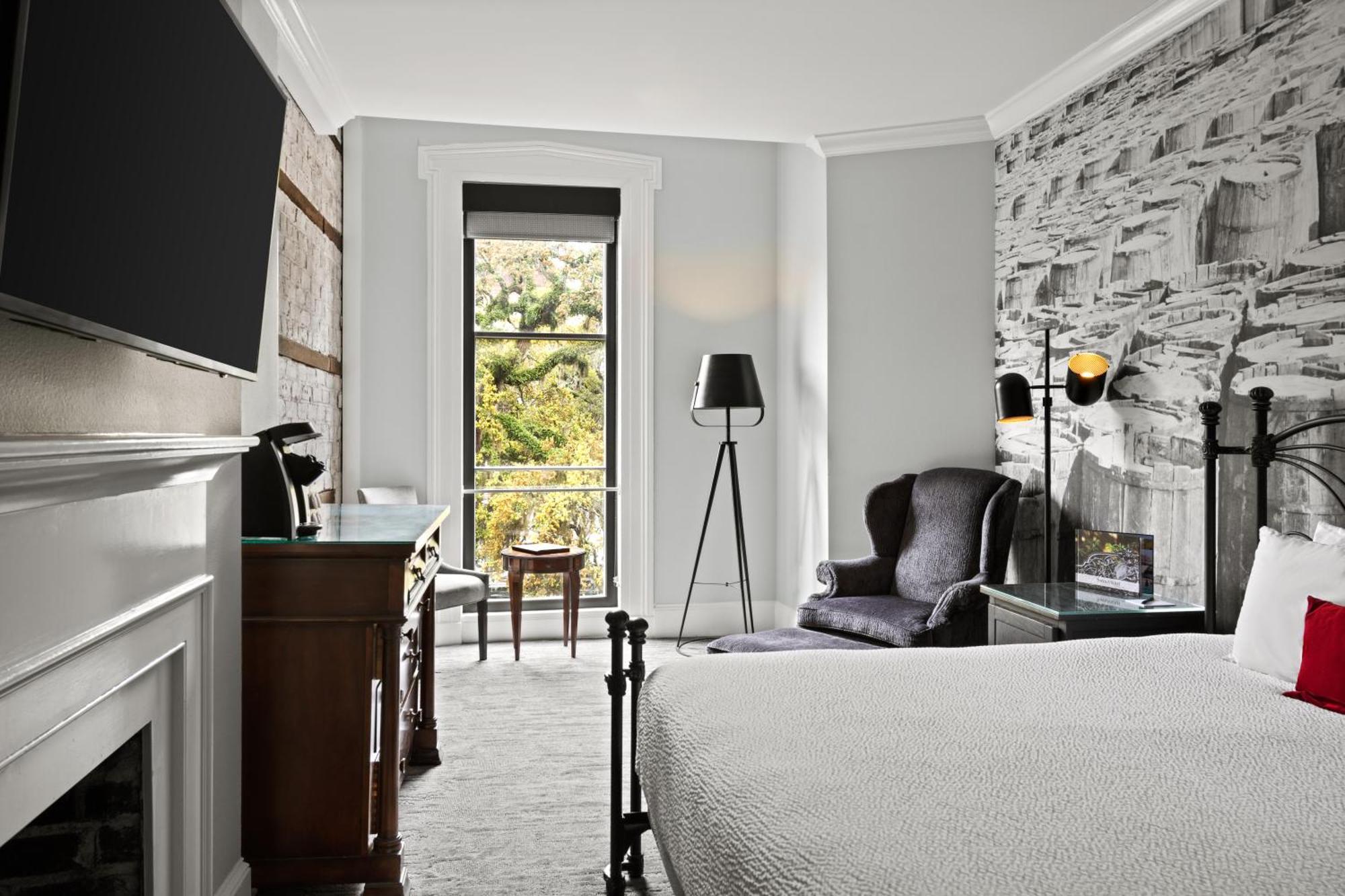 Queen Room City View