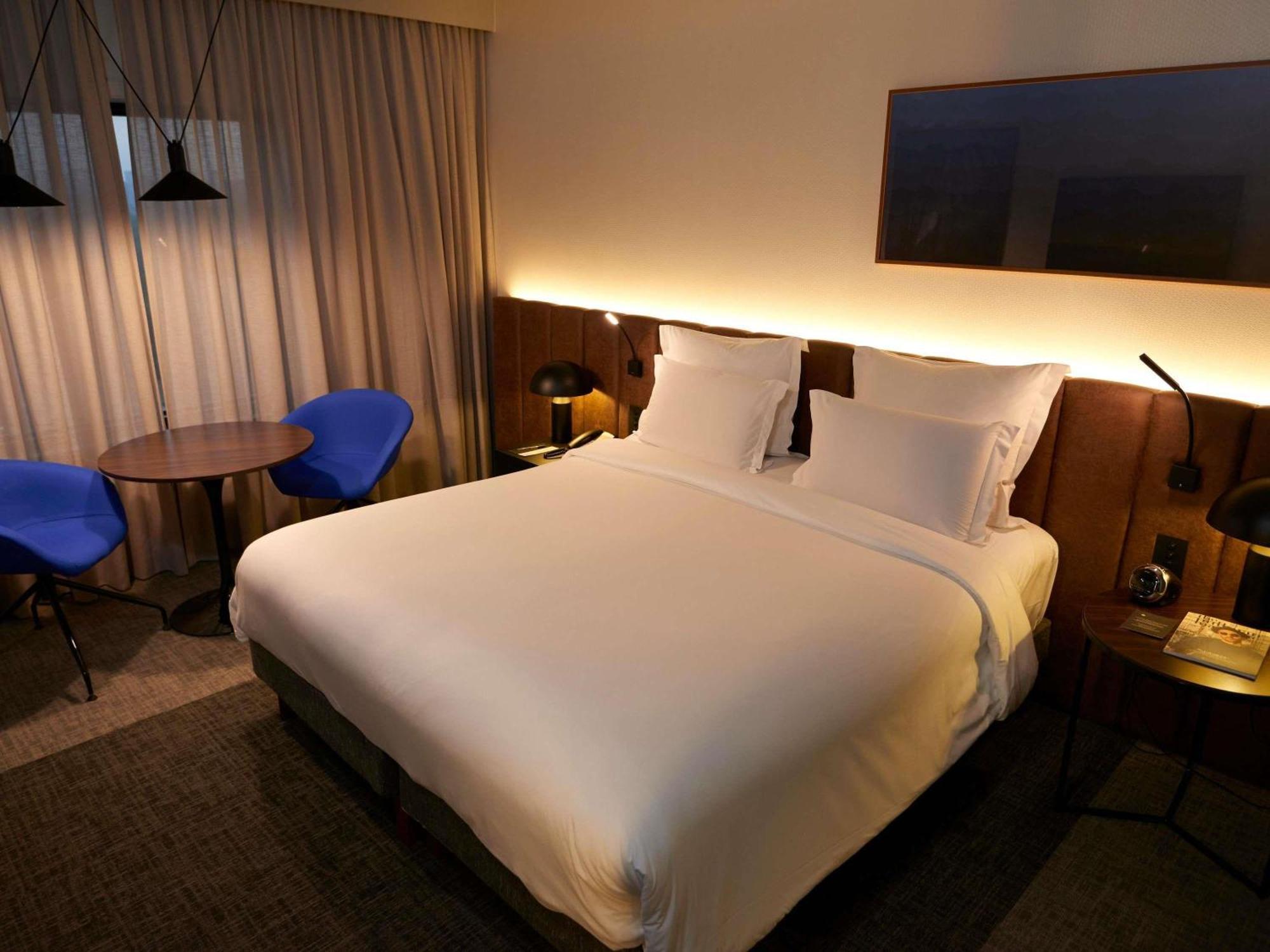 Premium Deluxe Queen Room